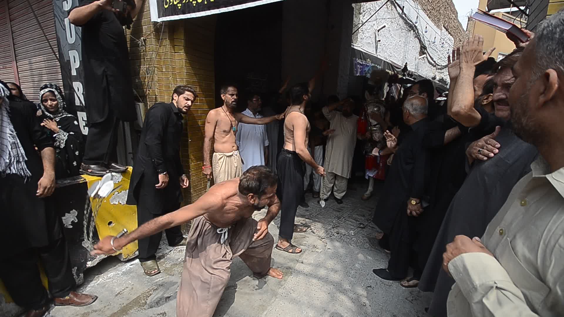 Ashura Day procession in Peshawar
