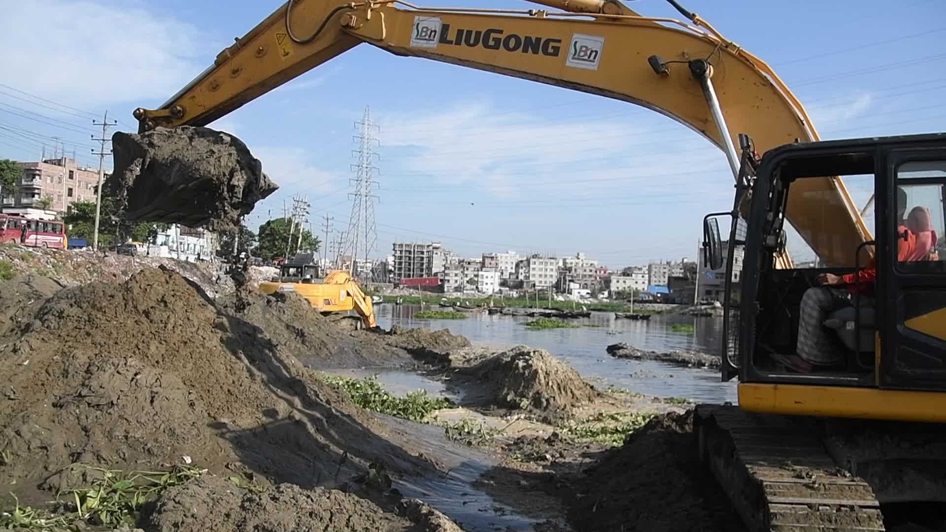 River pollution in Dhaka