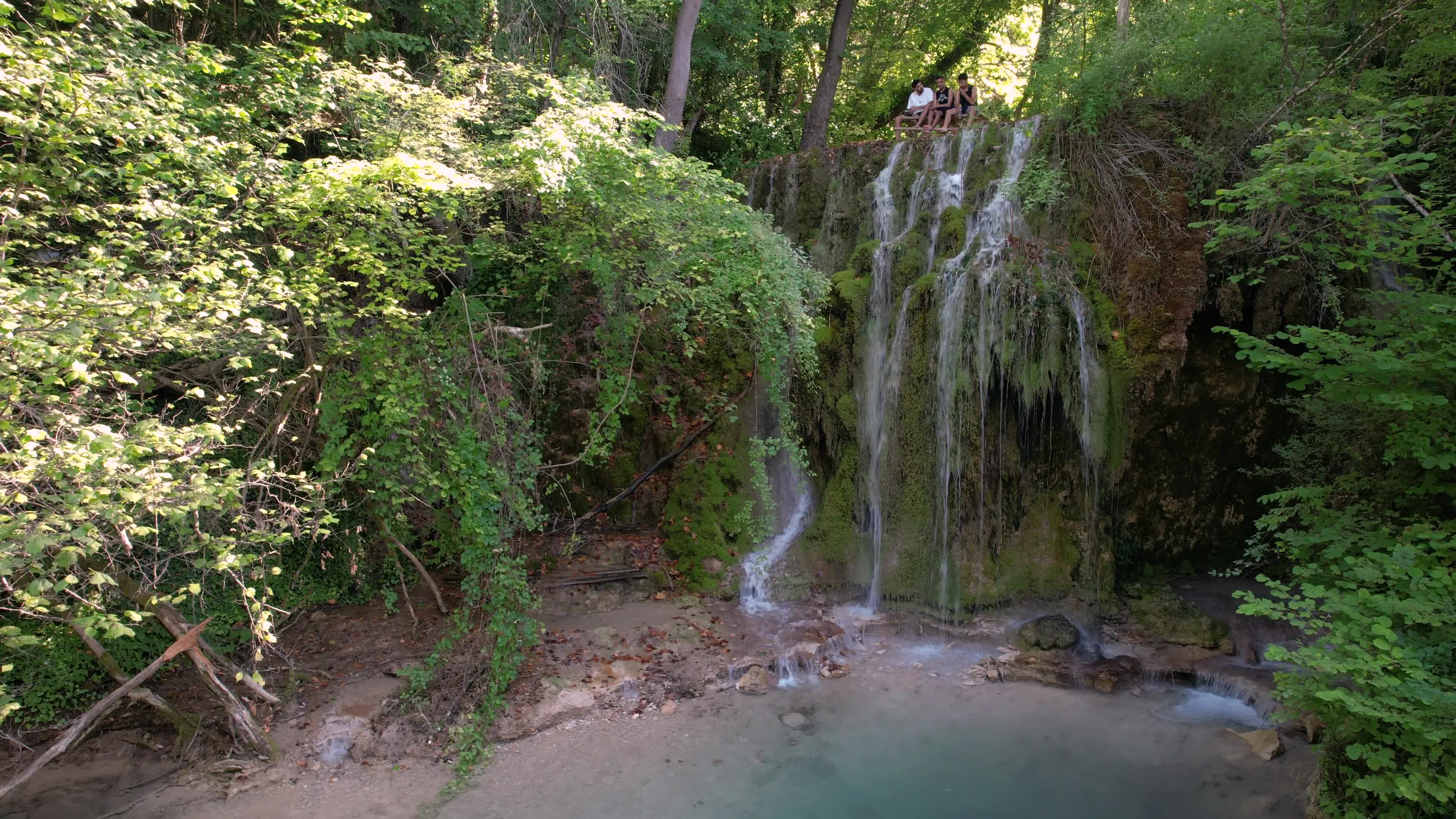 Blue lake Skra