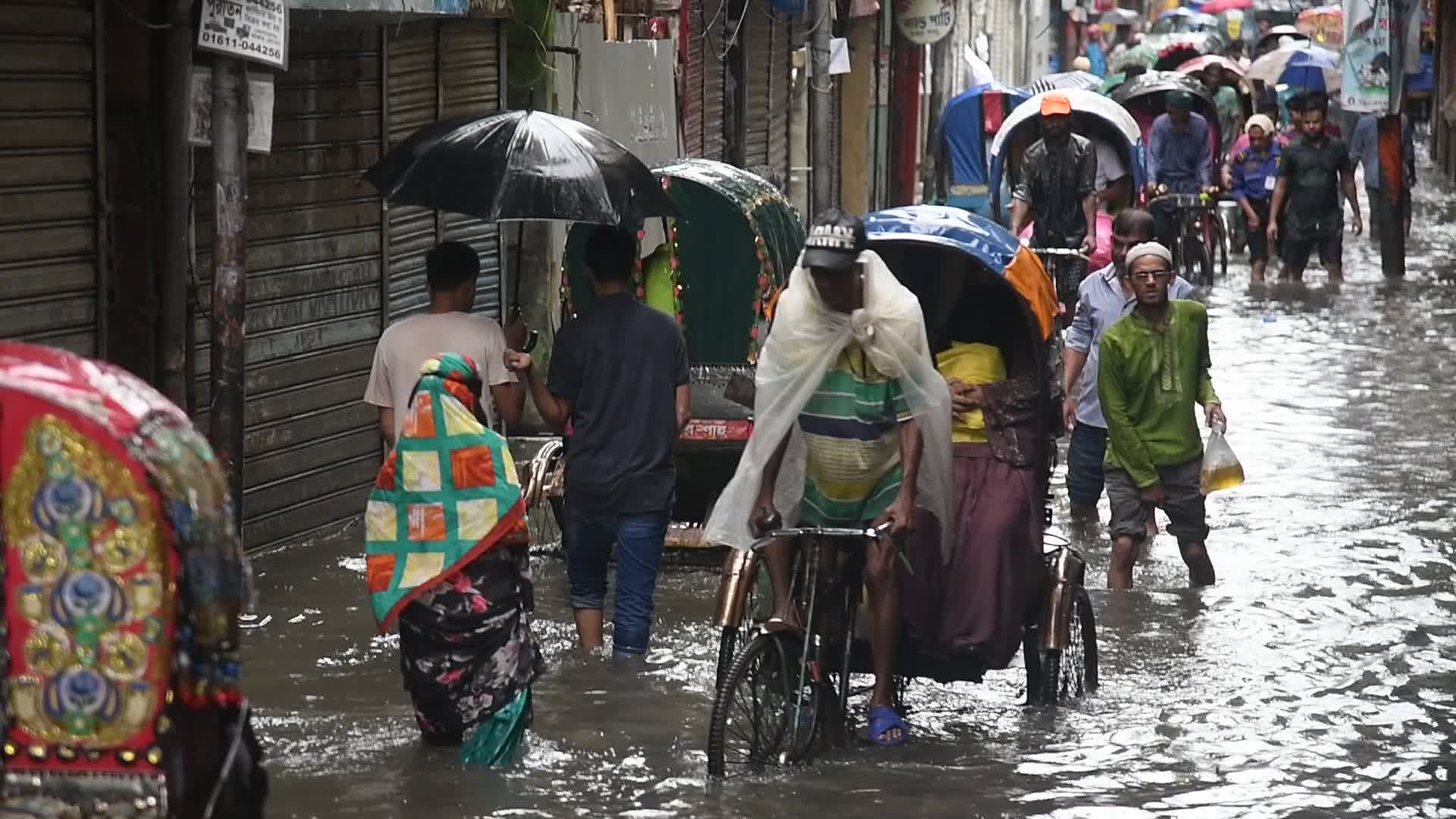 Rain in Dhaka