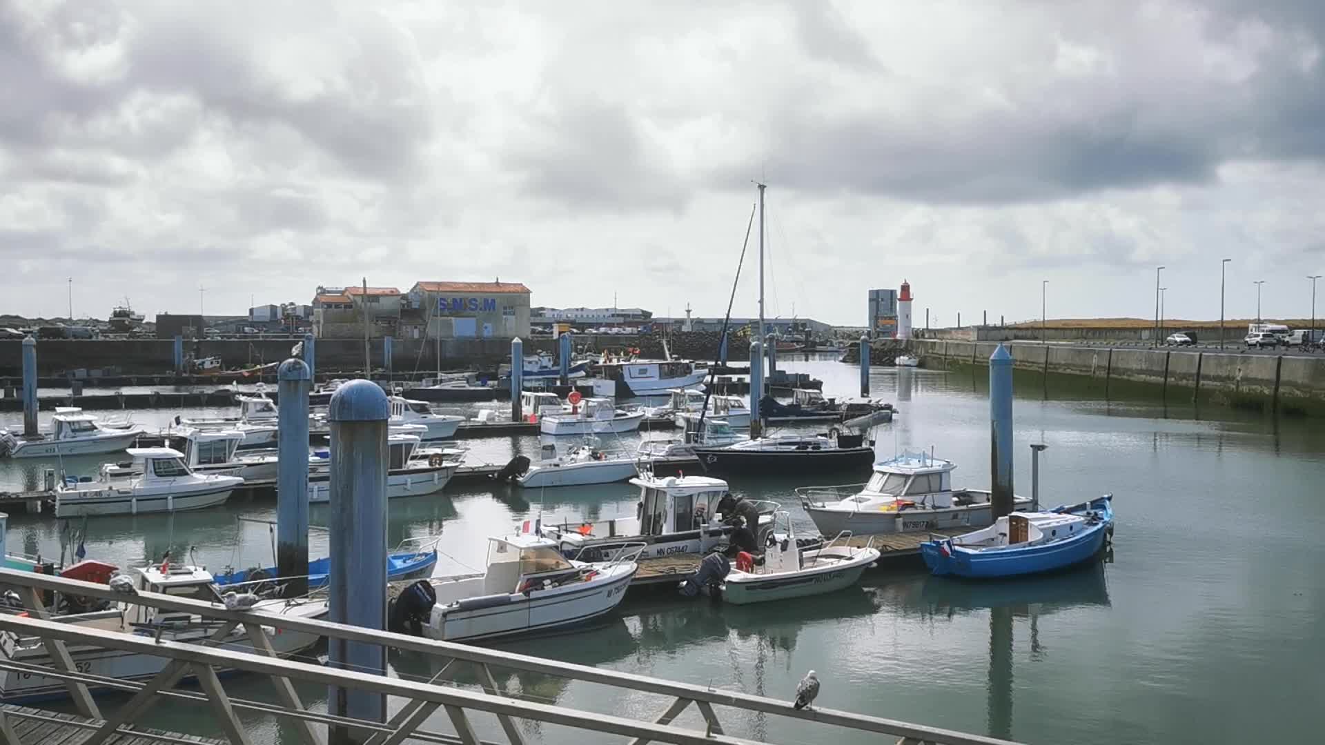 Daily life in the touristic island of Oleron in France