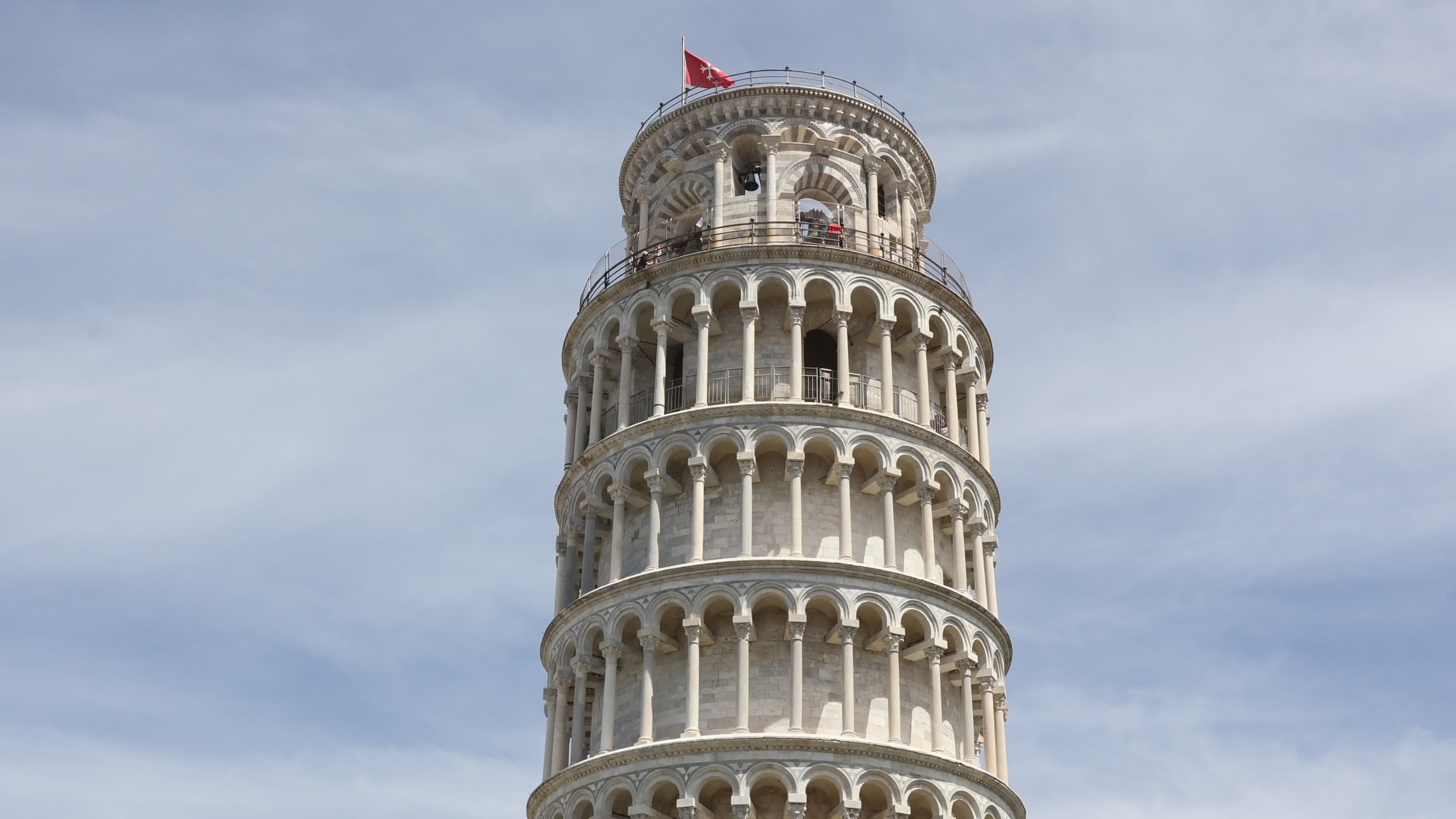 The Tower of Pisa turns 850, bells ring and a big celebration