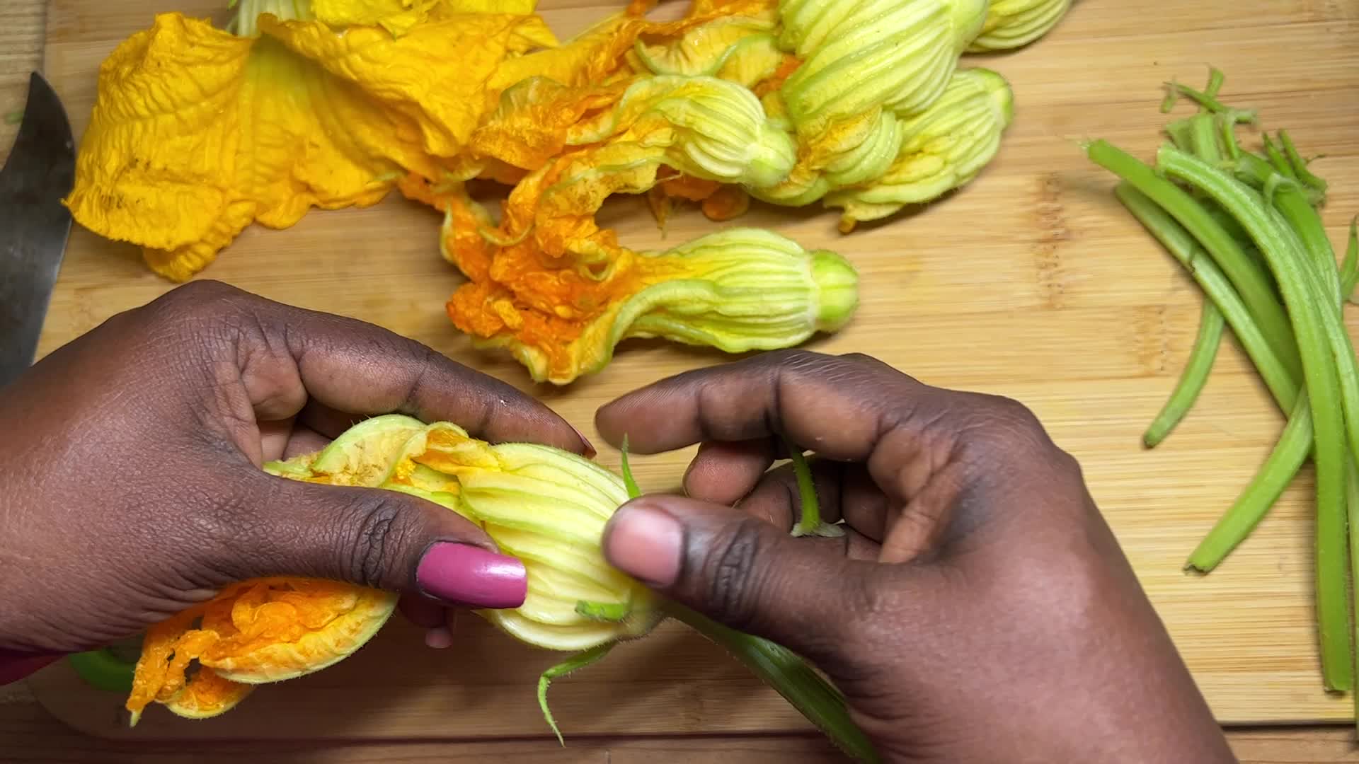 Squash flower Thoran