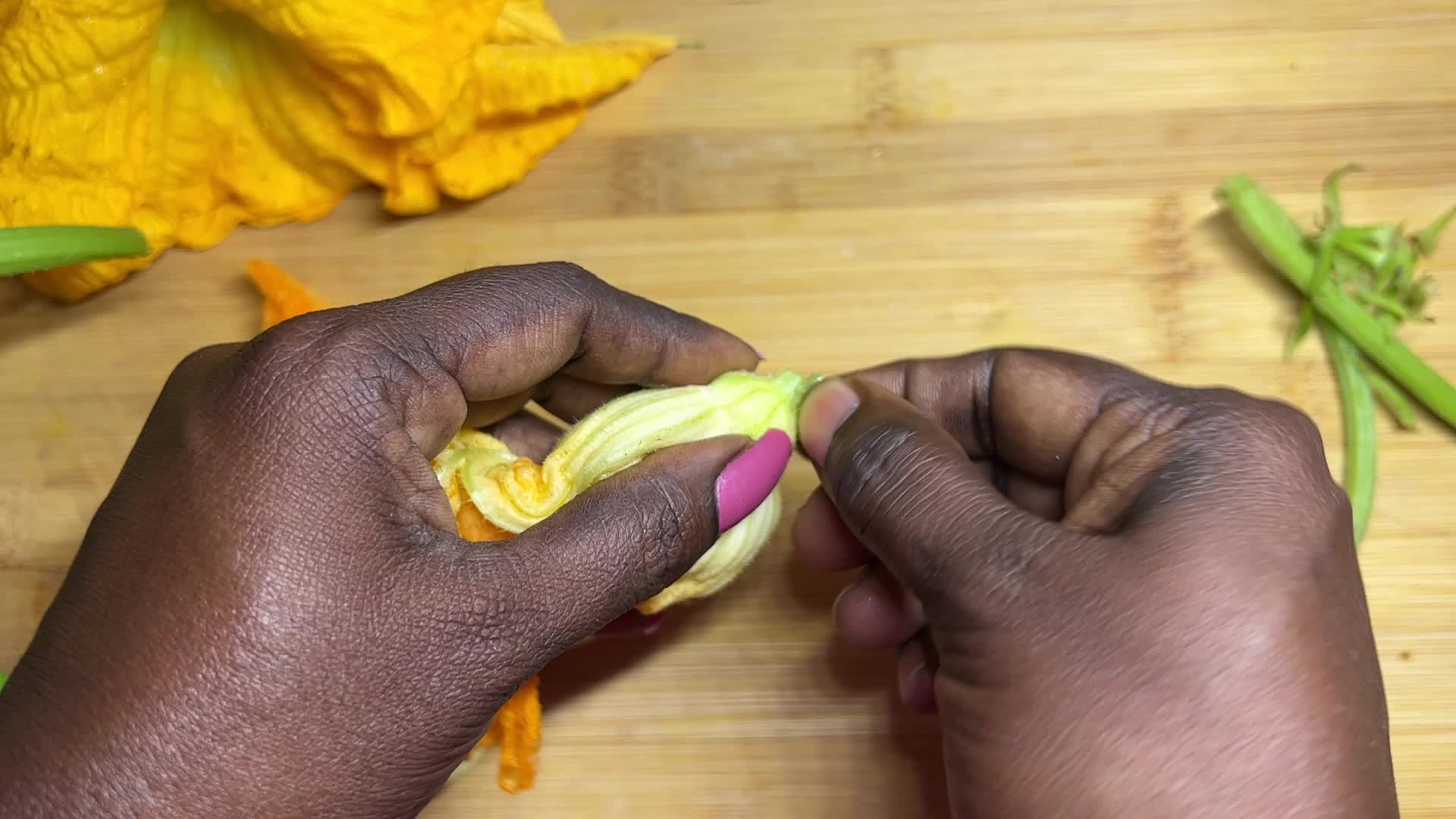 Squash flower Thoran