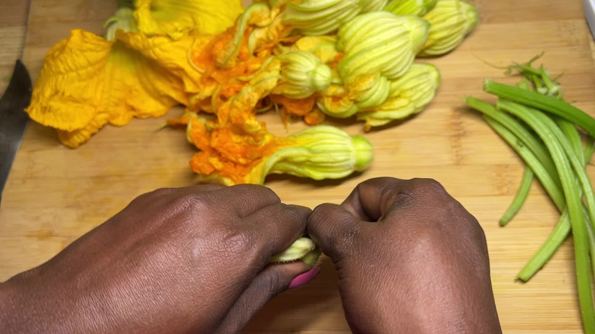 Squash flower Thoran