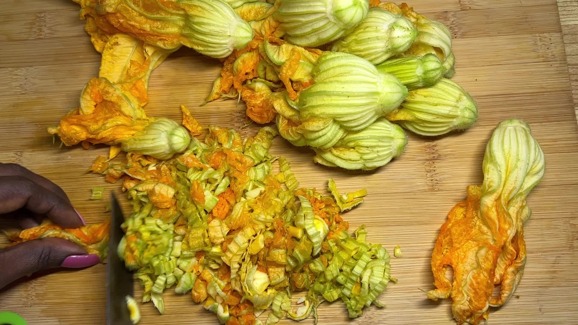 Squash flower Thoran