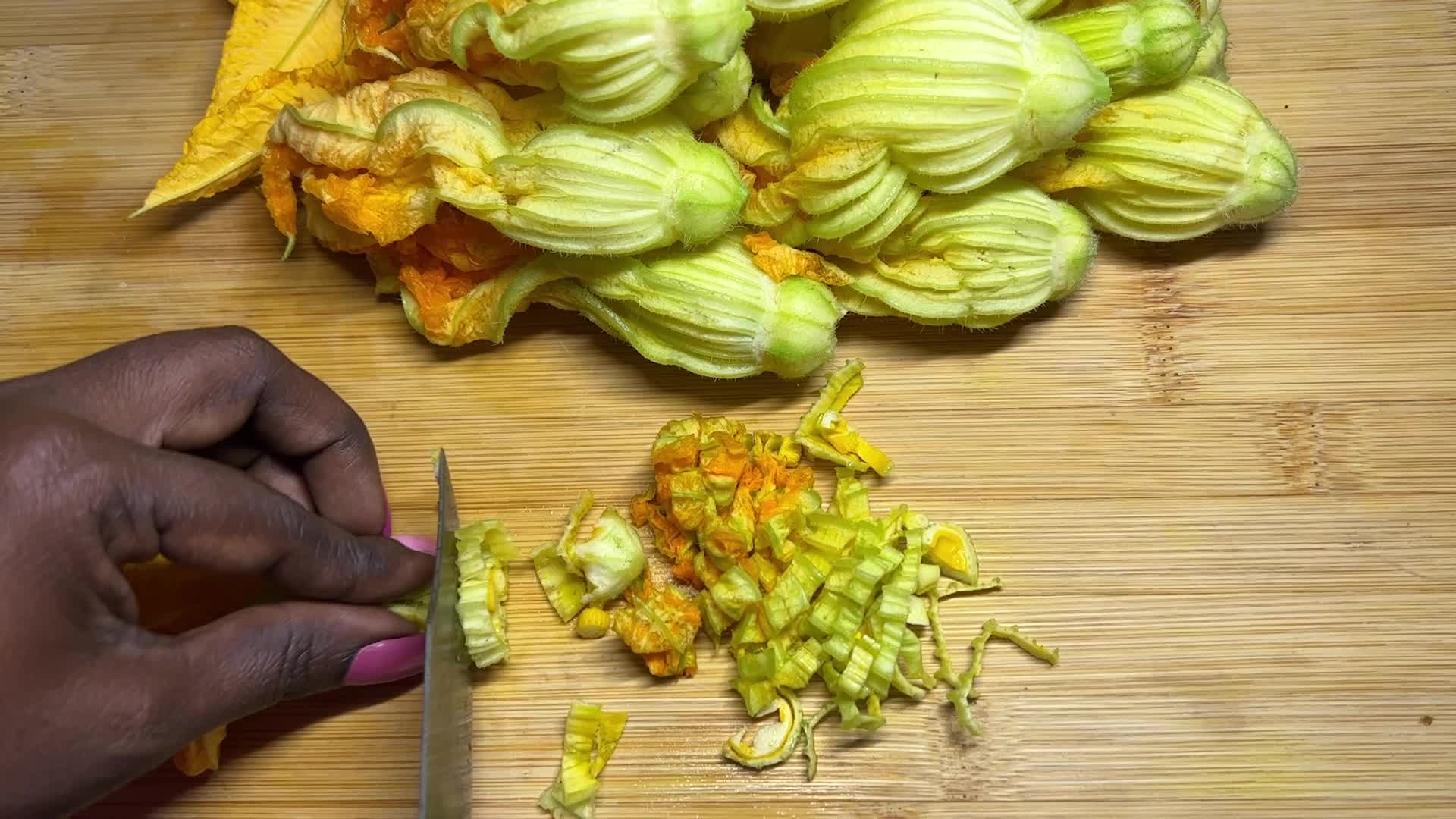 Squash flower Thoran