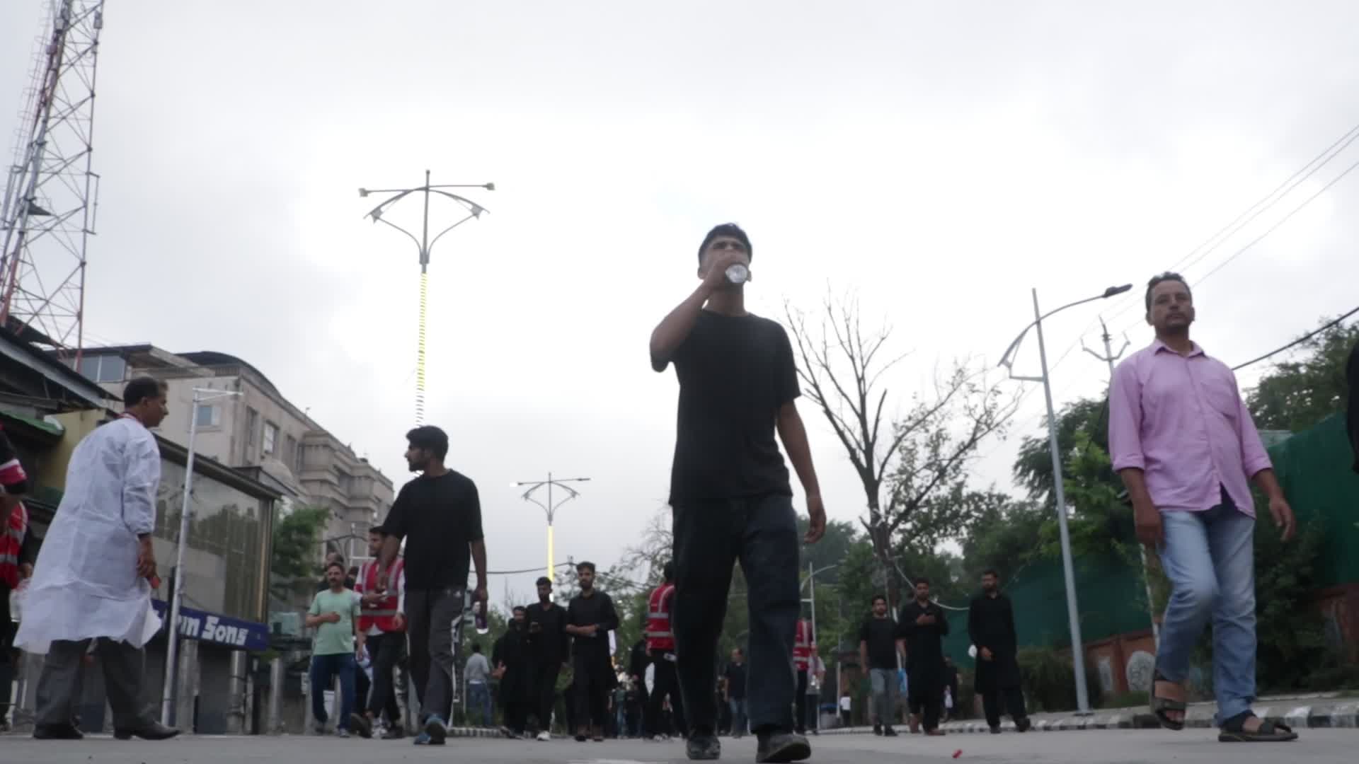 Shia mourners in Kashmir allowed Muharram procession after three decades