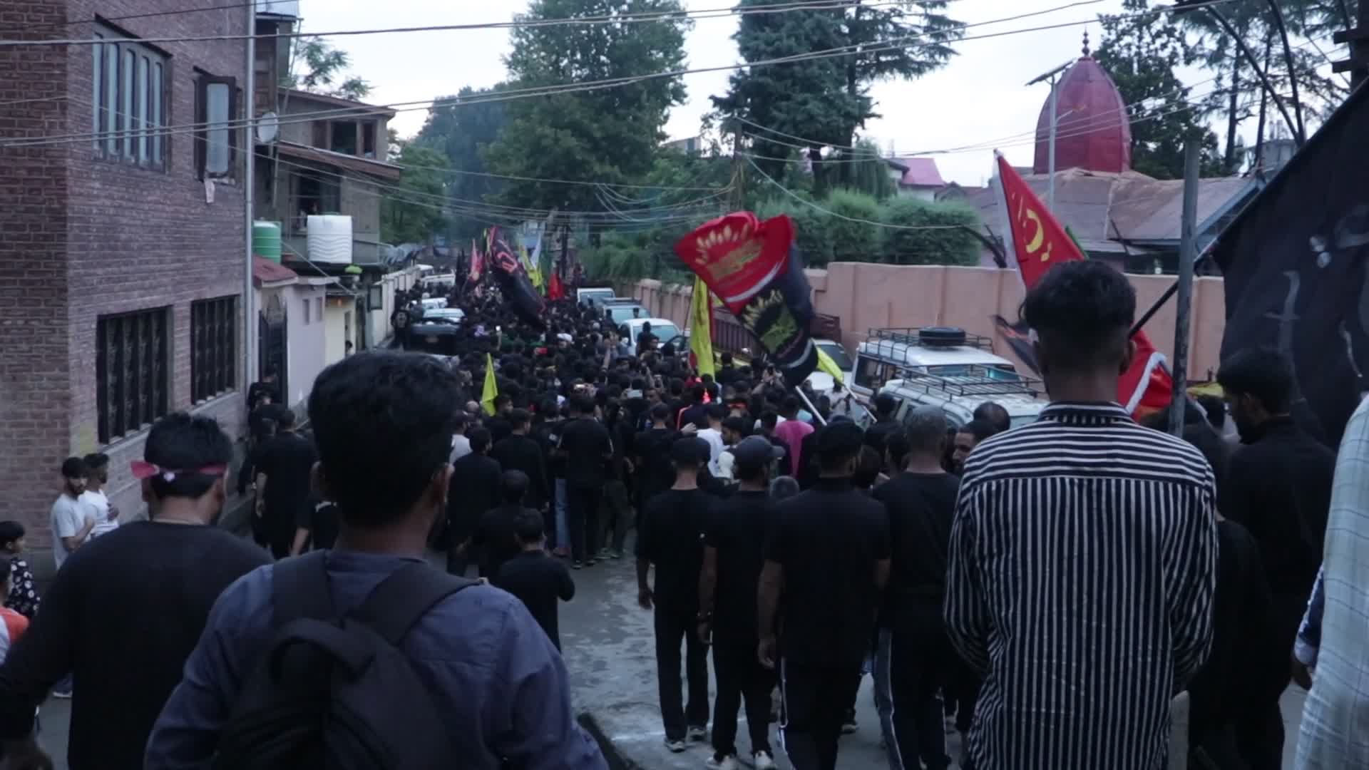 Shia mourners in Kashmir allowed Muharram procession after three decades