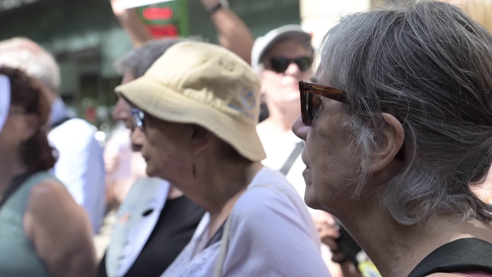 Protest at the Delegation of the Spanish government in Barcelona to demand the truth about the attacks of August 17, 2017