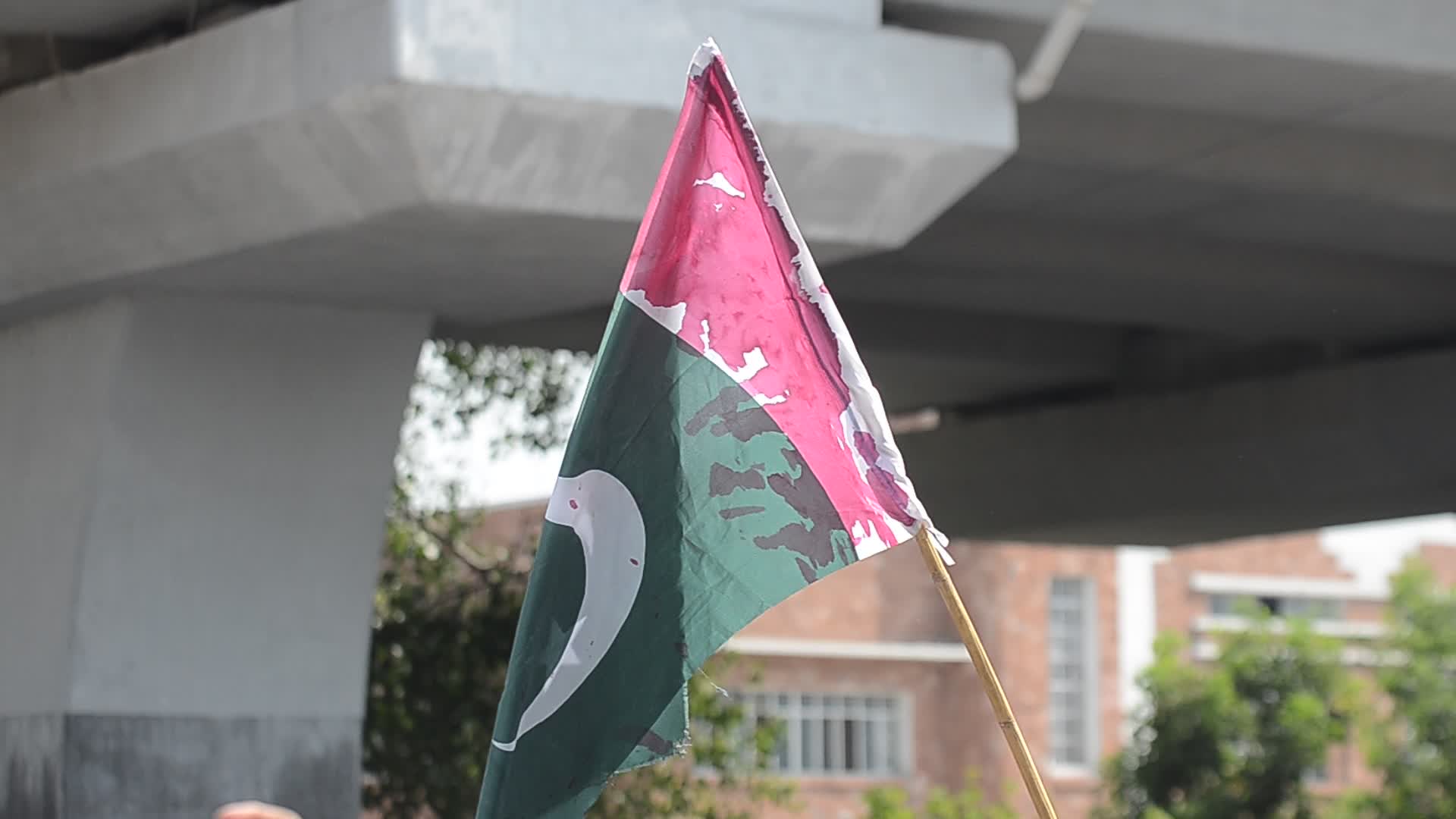Christians in Peshawar protest mob violence
