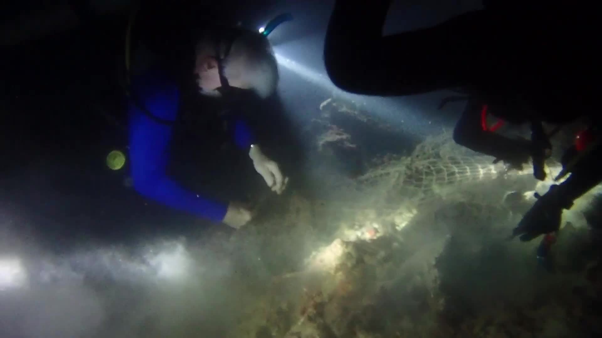 23hours Underwater ocean clean up in Malaysia 