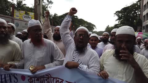 Hundreds protest in Dhaka over India's Kashmir stance