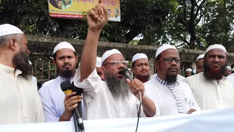 Hundreds protest in Dhaka over India's Kashmir stance