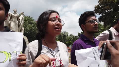 Hundreds protest in Dhaka over India's Kashmir stance
