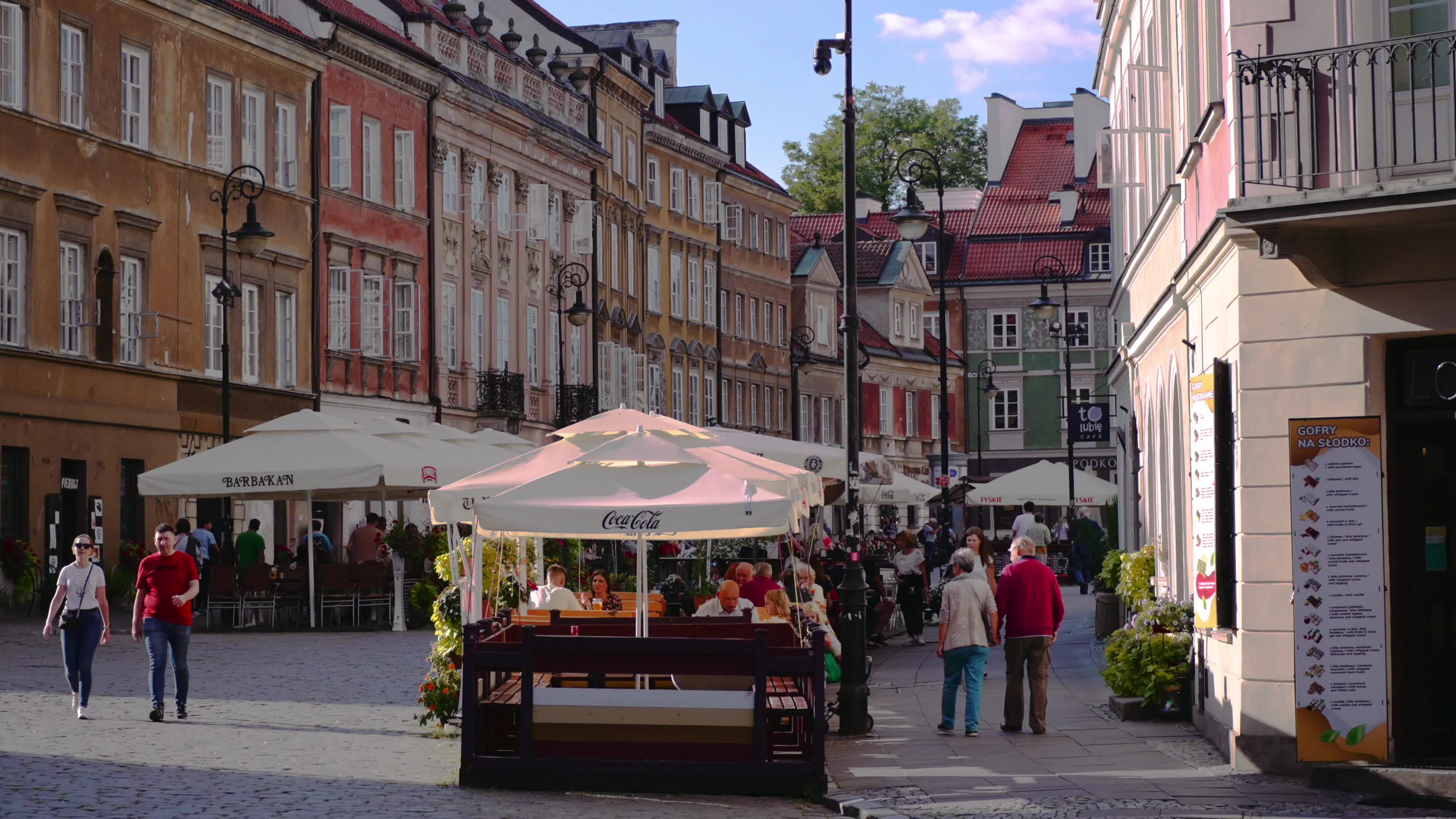 Daily life in Warsaw