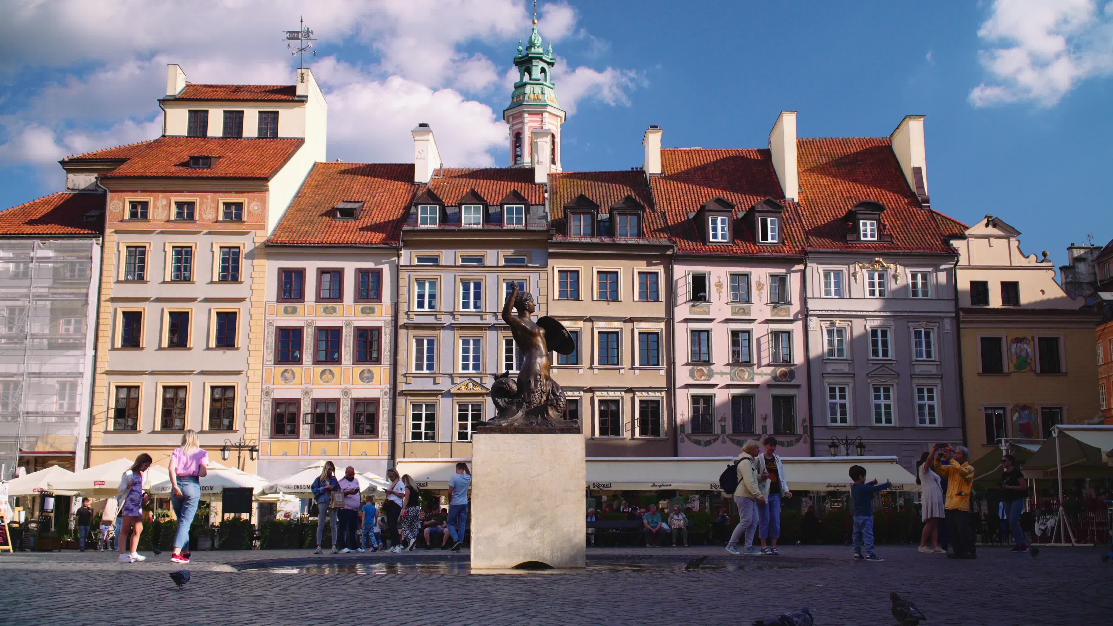 Daily life in Warsaw