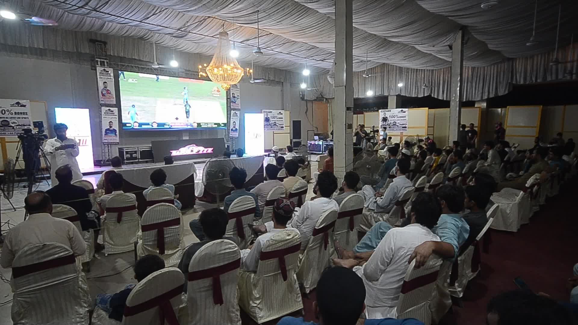 Pakistani fans are watching the live broadcast of the Cricket Asia Cup