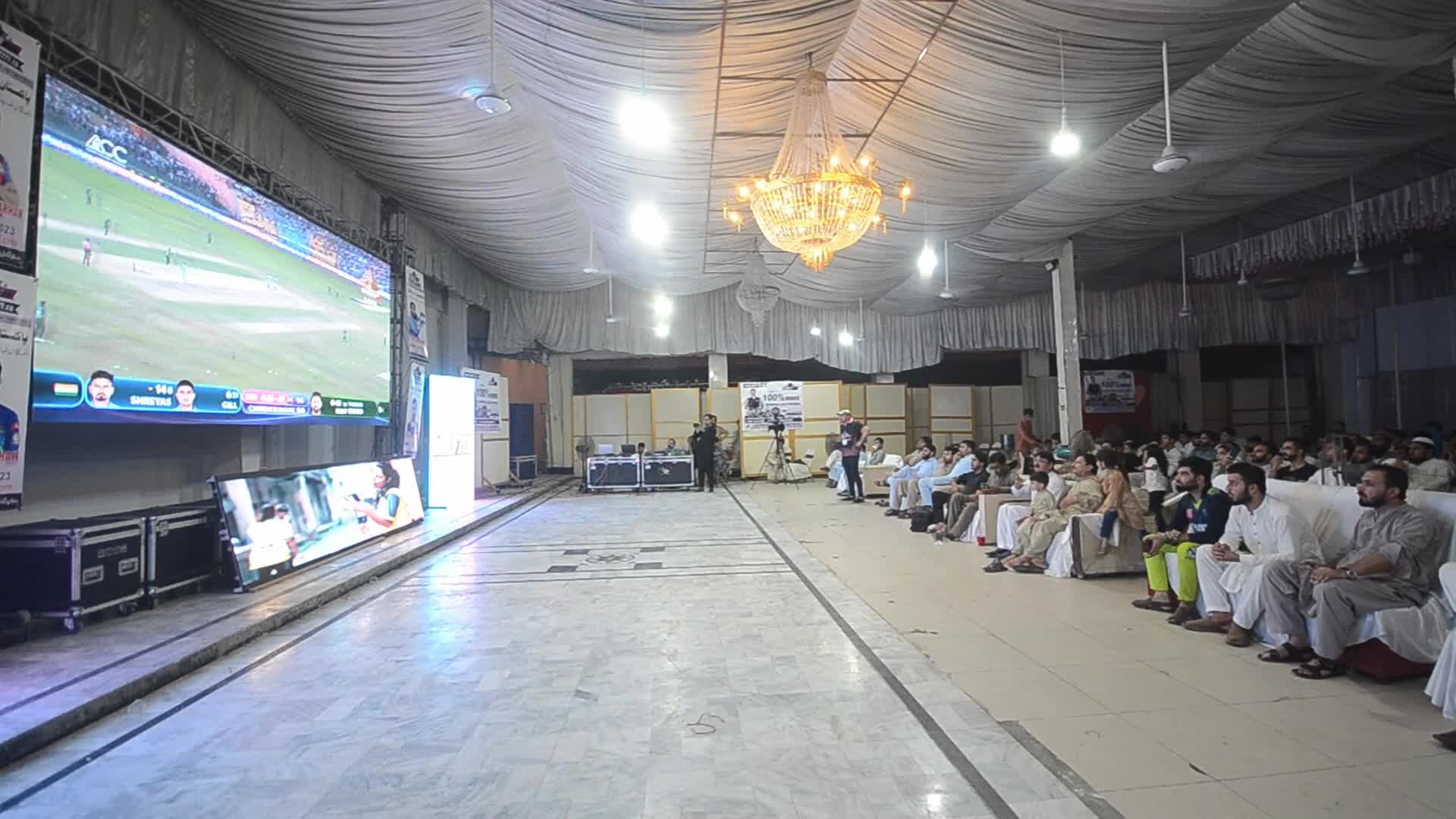 Pakistani fans are watching the live broadcast of the Cricket Asia Cup
