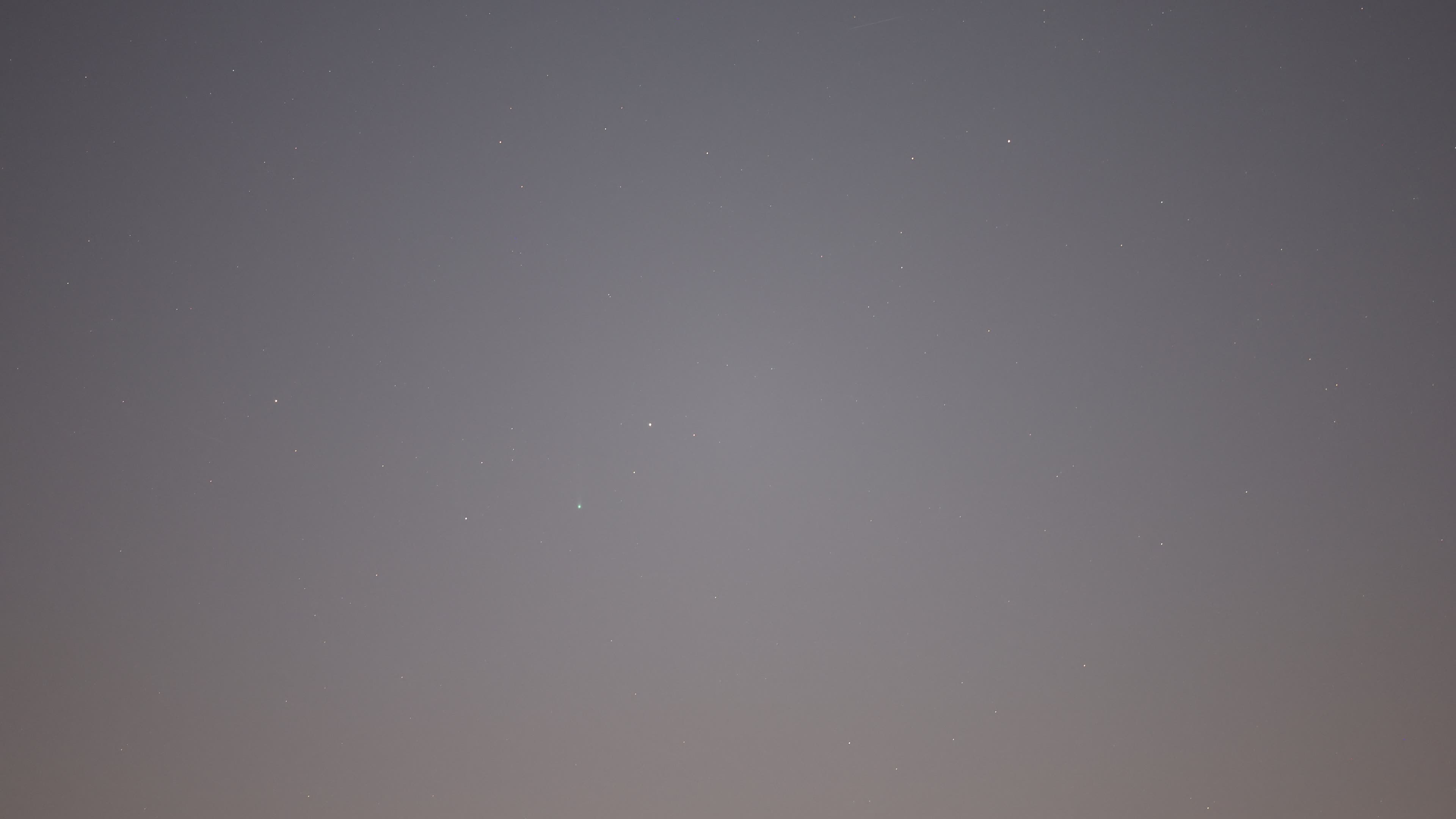 Comet C/2023 P1 (Nishimura) Observed in L'Aquila, Italy
