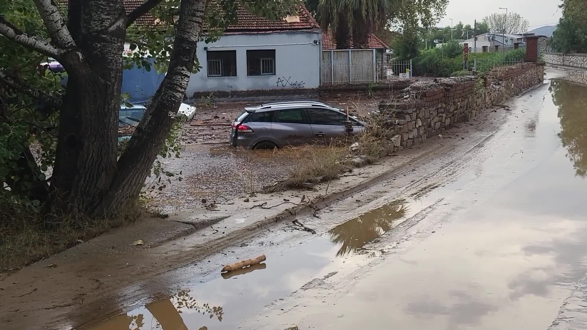 City of Volos hit by record rain and flash floods