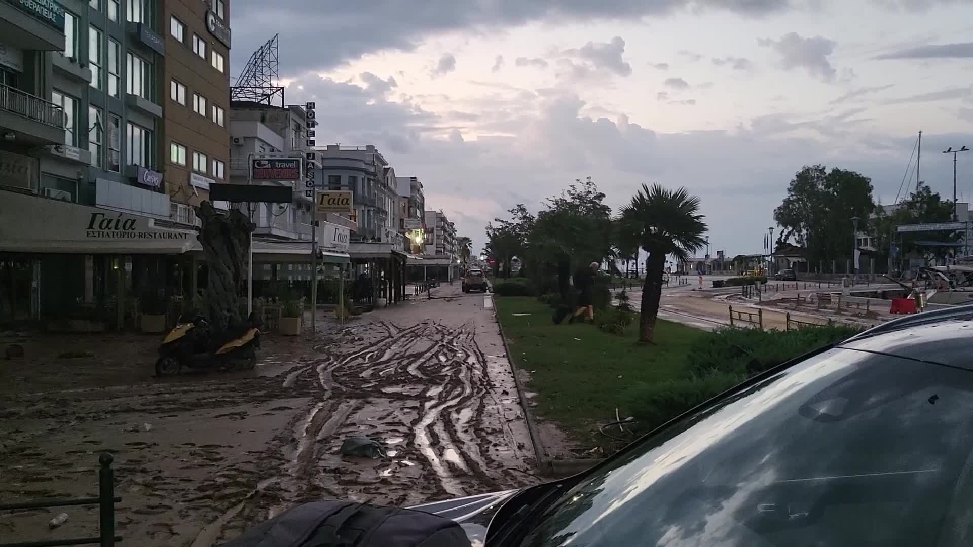 City of Volos hit by record rain and flash floods
