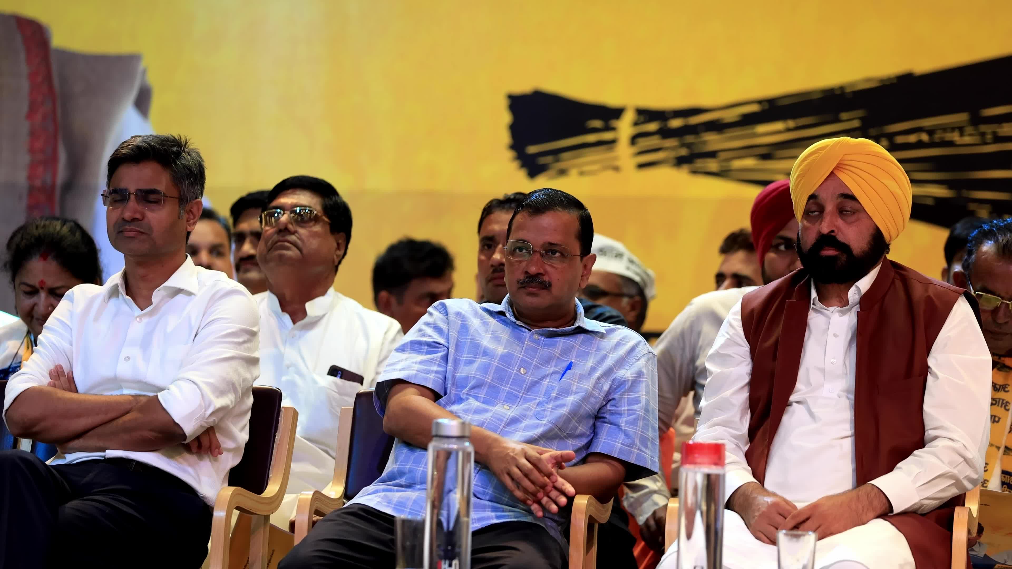 Delhi CM Arvind Kejriwal and Punjab CM Bhagwant Maan In Jaipur