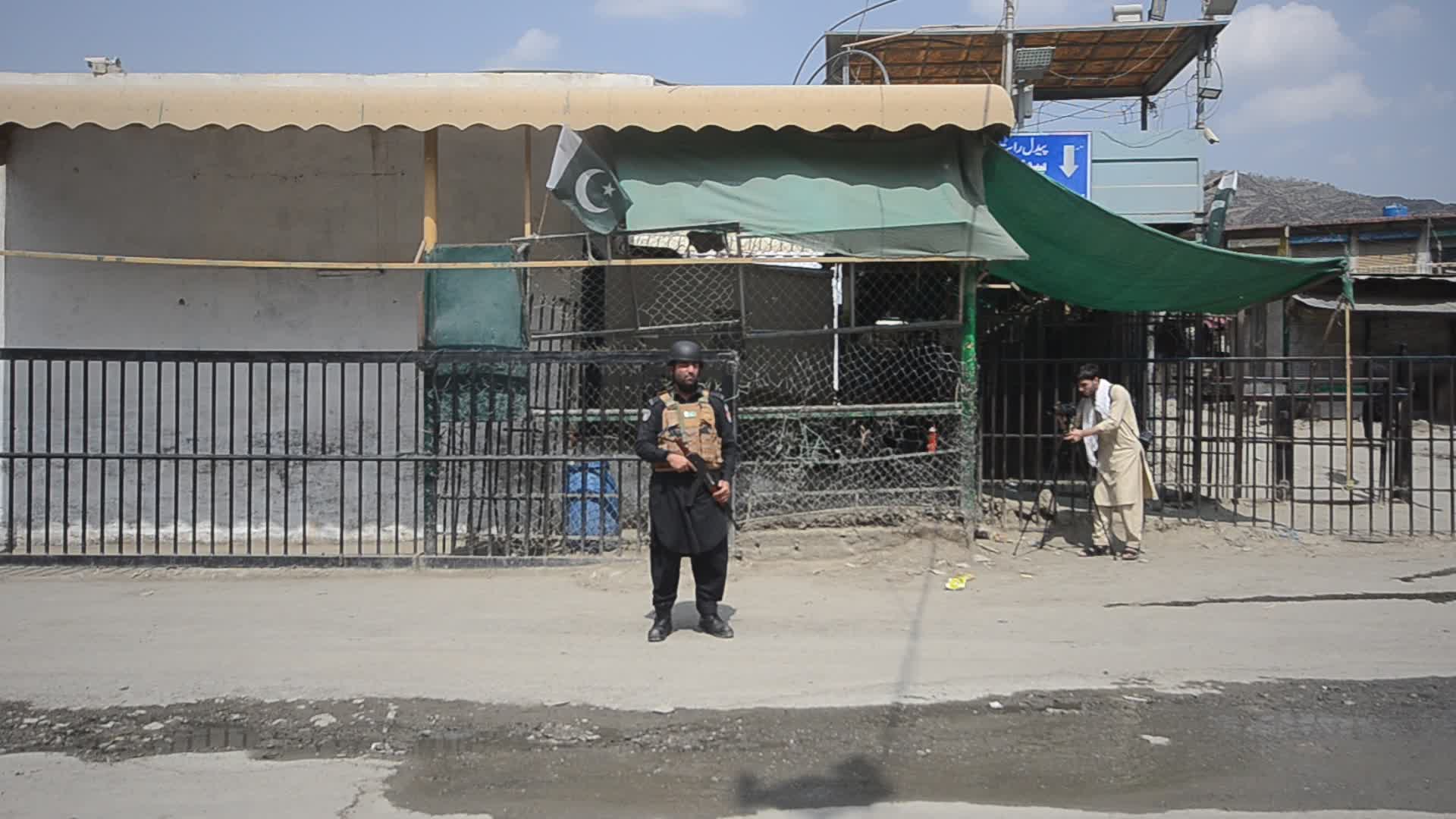 Key Pakistan-Afghanistan border crossing closed for second day after clashes
