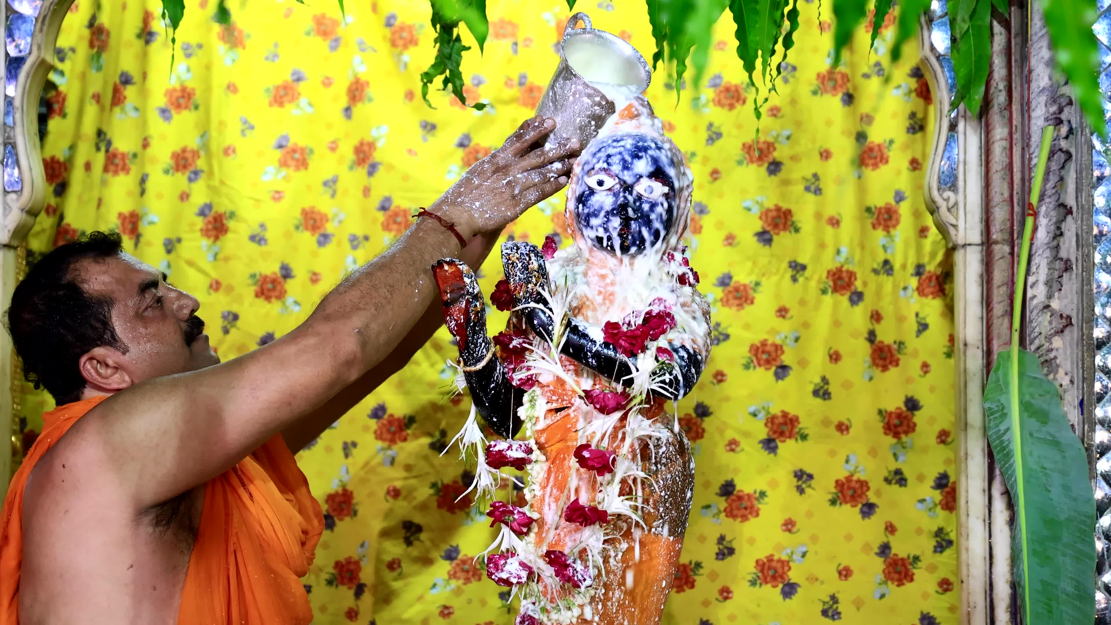Krishna Janmashtami Celebration At Radha Damodar Ji Temple in Jaipur