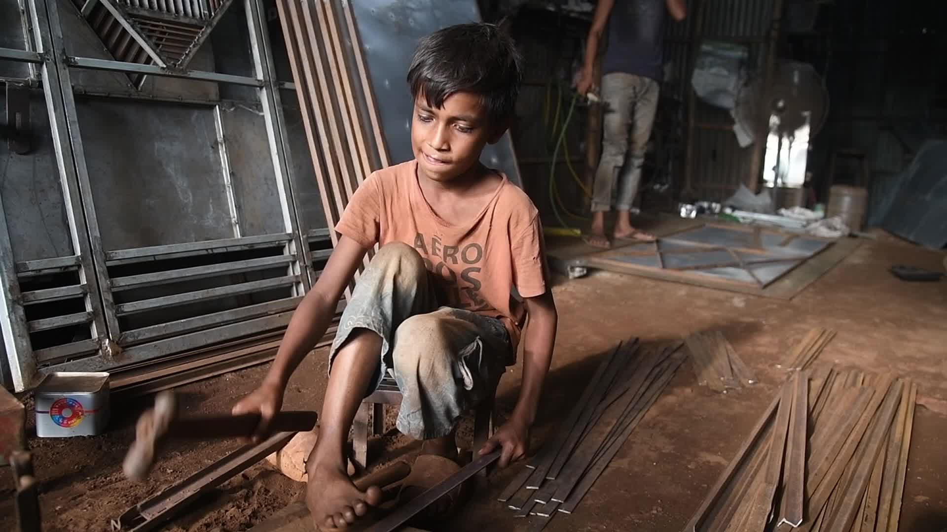 Child Labor in Dhaka 