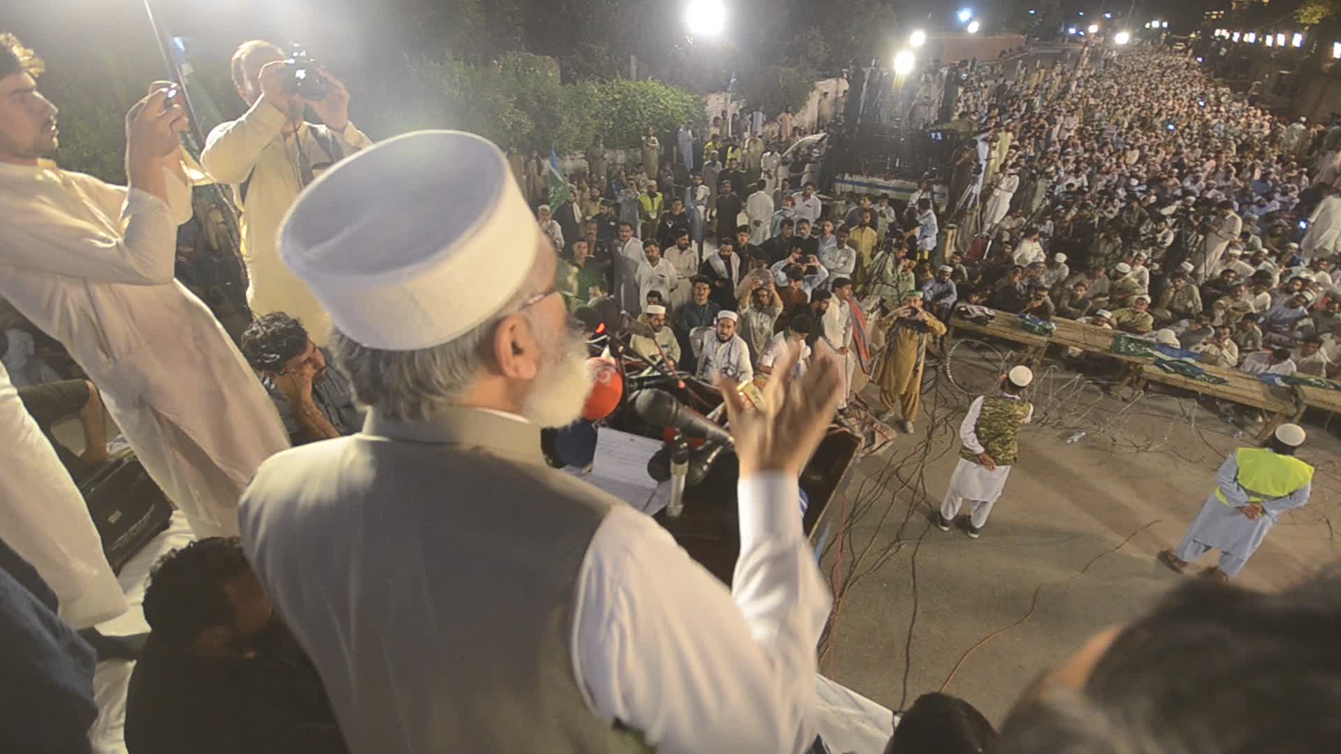Jamat-e-Islami protest against inflation and rising fuel prices in Peshawar
