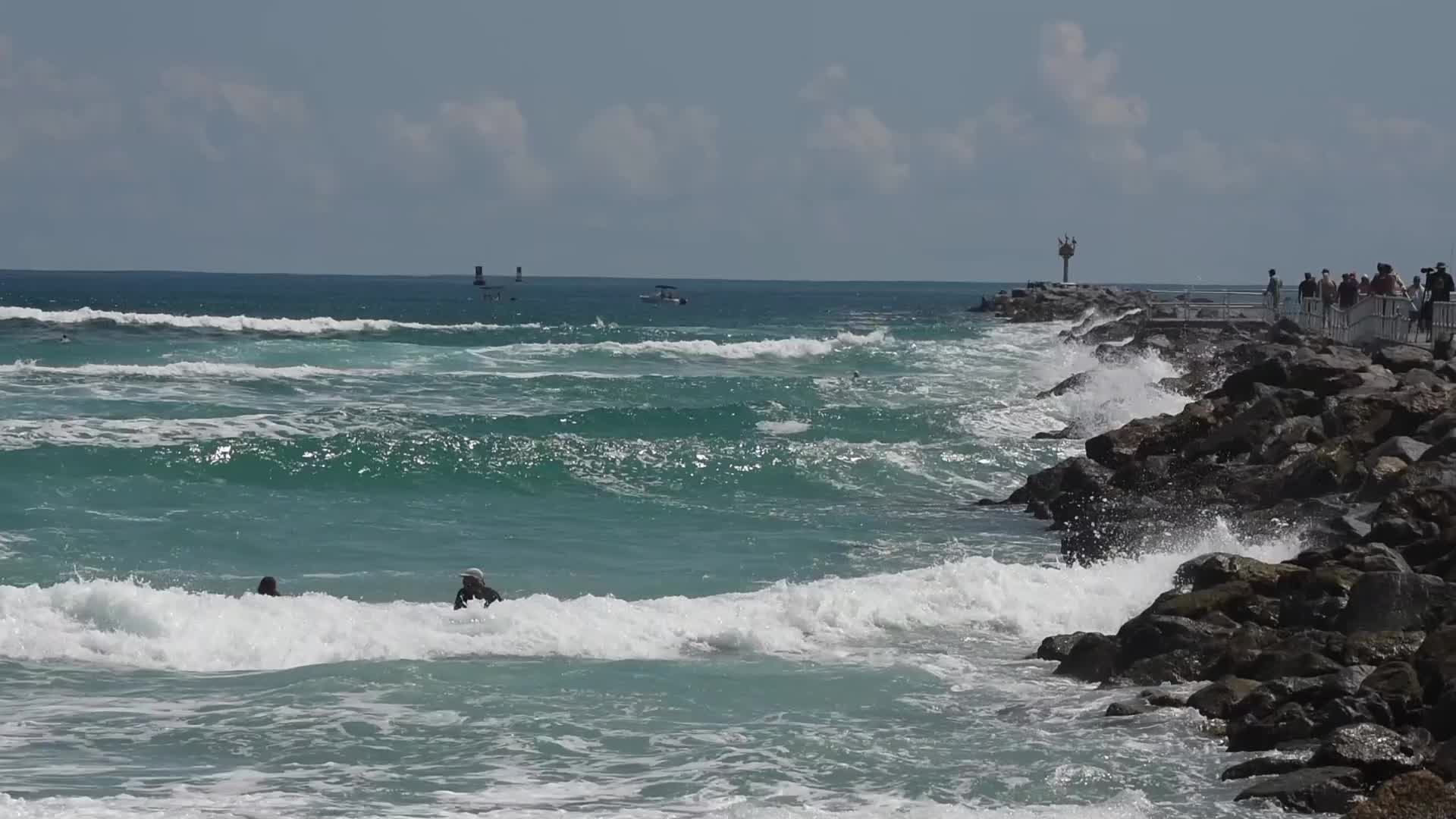 Hurricane Lee Brings Heavy Surf to Central Florida Coast