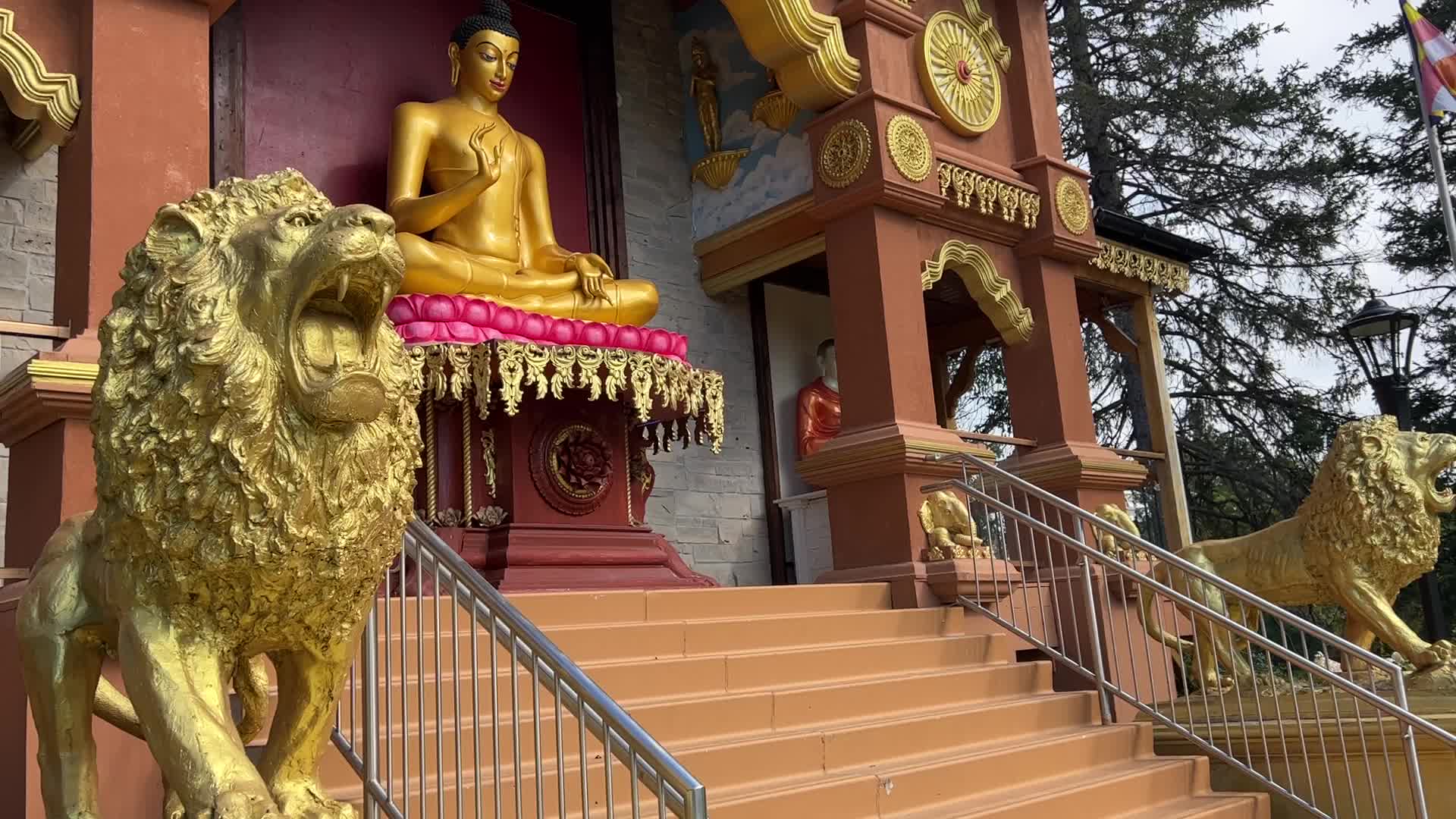 Mahamevnawa Buddhist Monastery