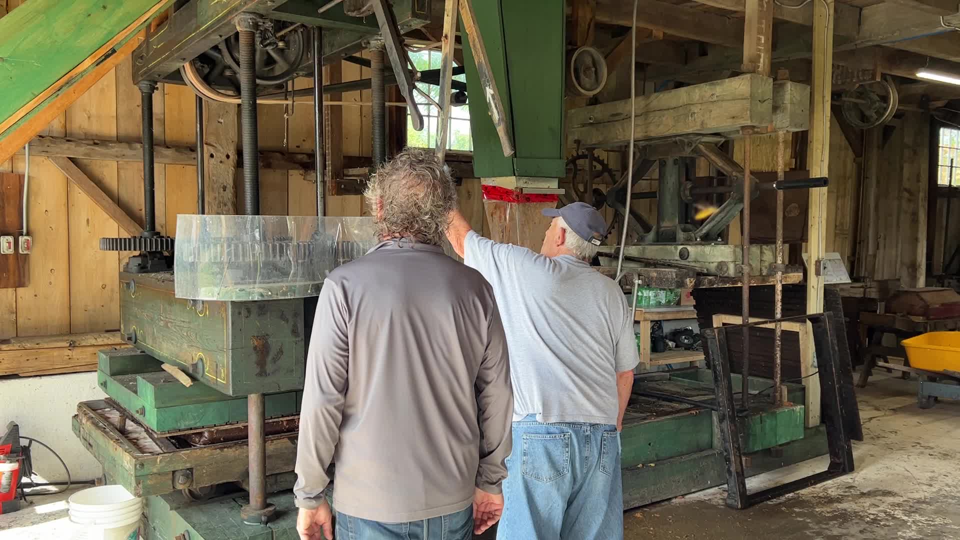 Apple cider production in Canada