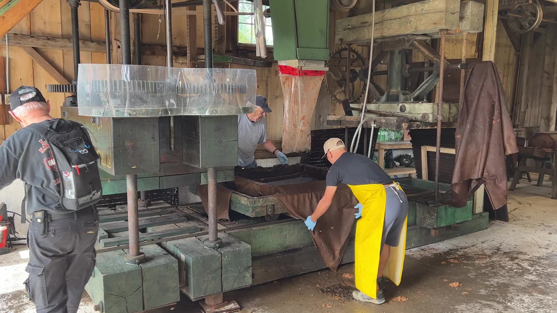 Apple cider production in Canada