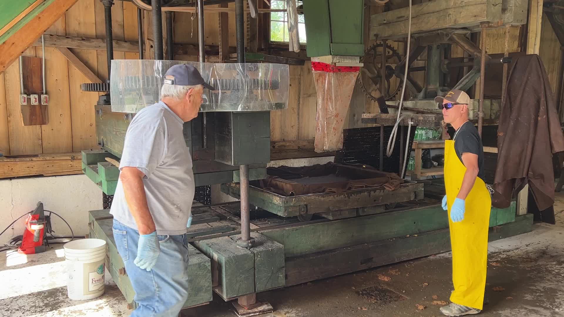 Apple cider production in Canada