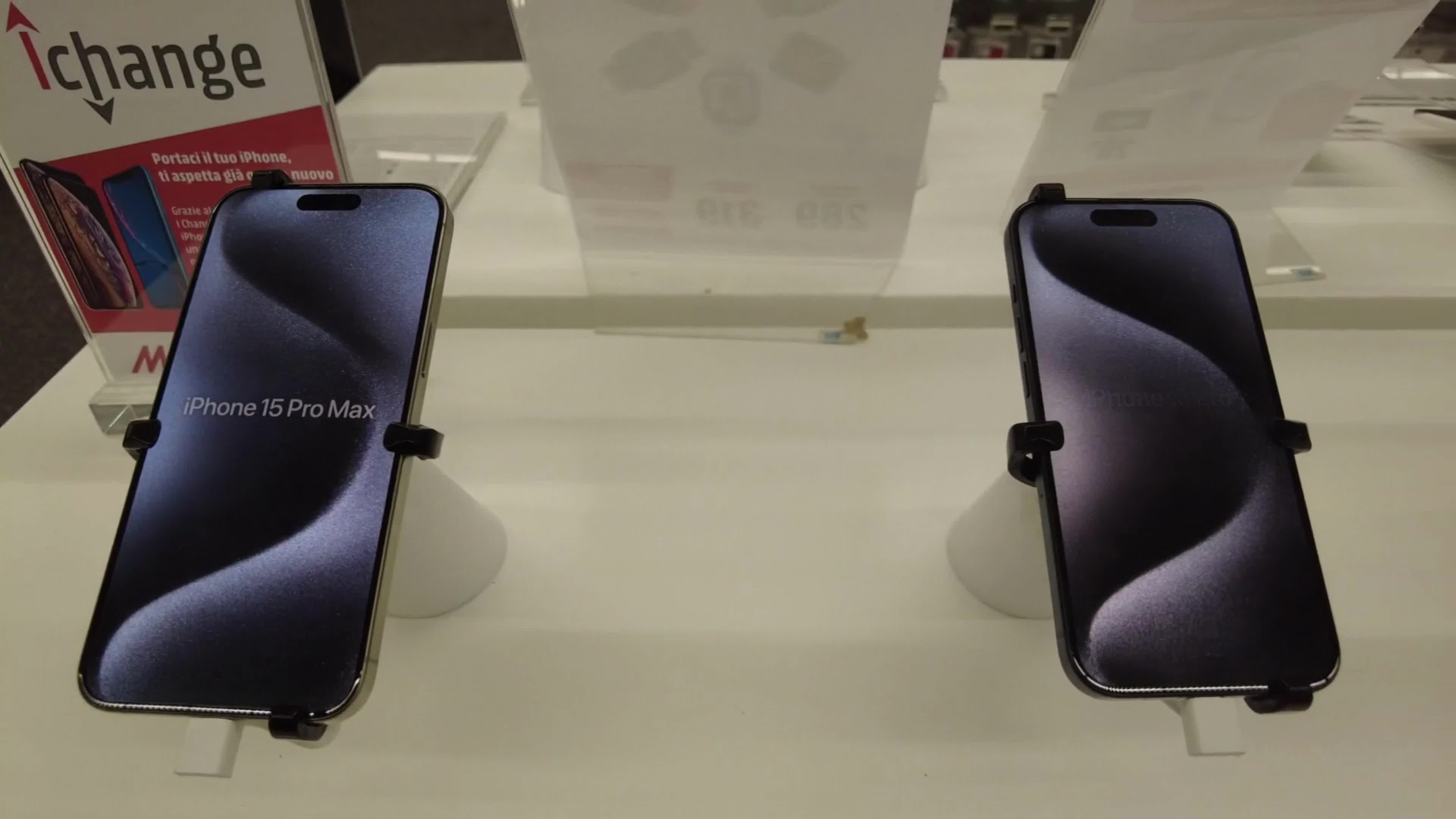Apple IPhone 15 On Sale In Italy