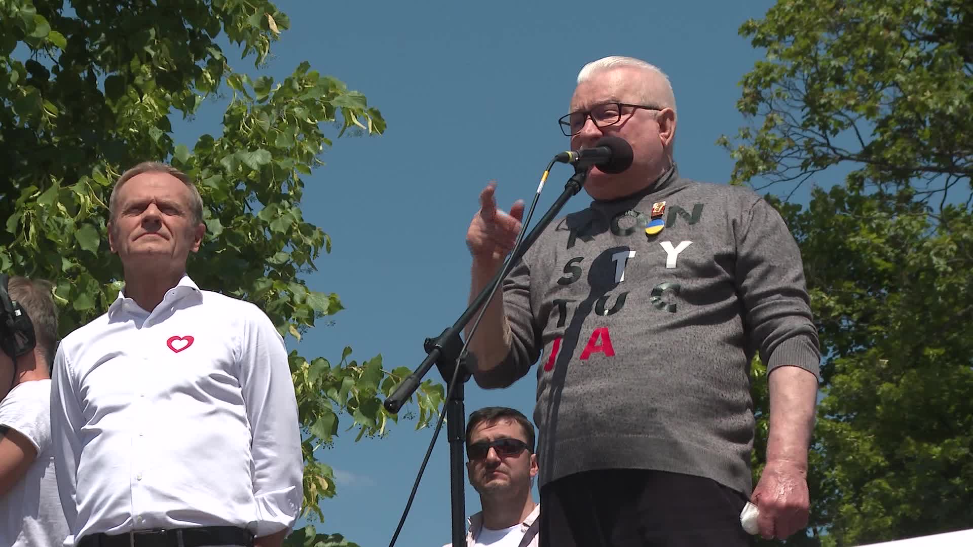 Walesa and Tusk joined hundreds of thousands in anti-government protest