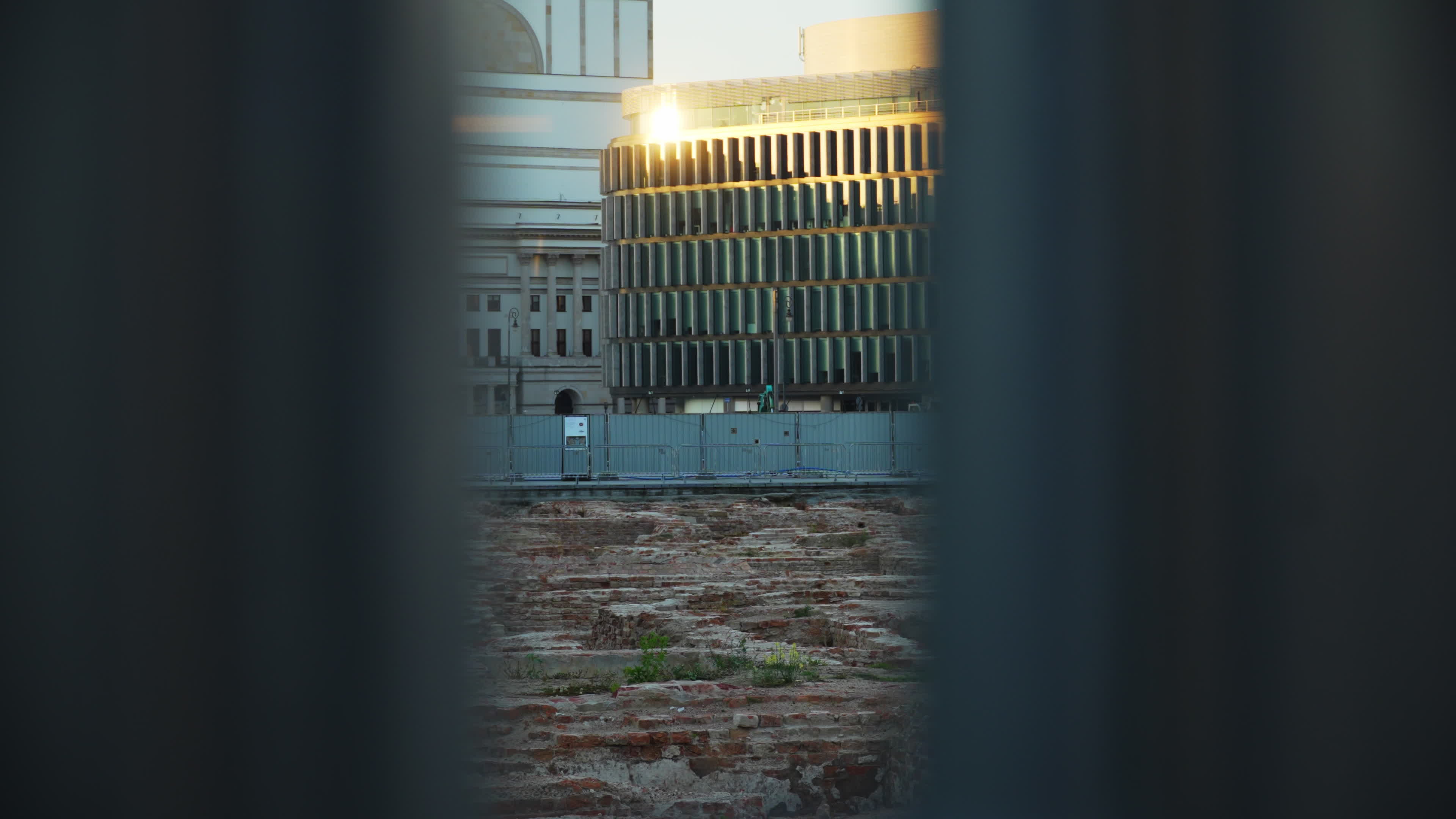 Daily life in Warsaw