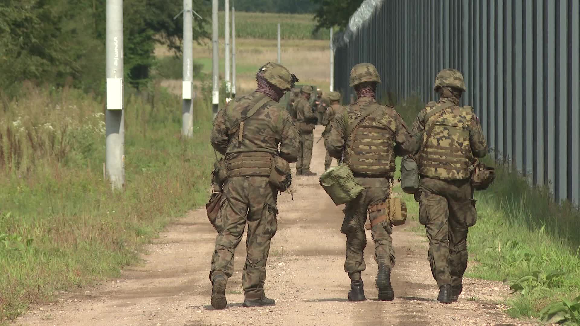 Military activity at the Polish-Belarusian border