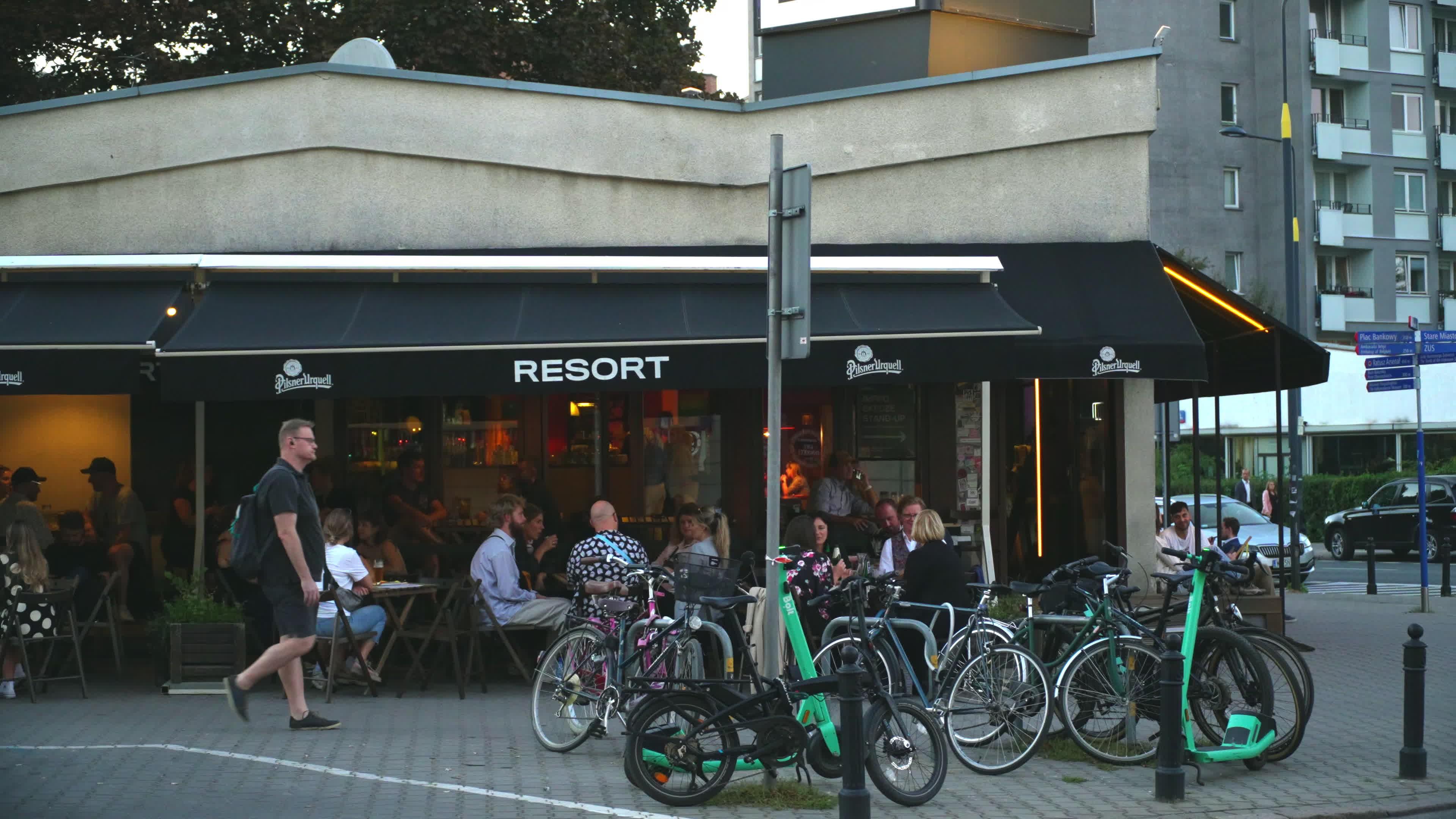 Daily life in Warsaw