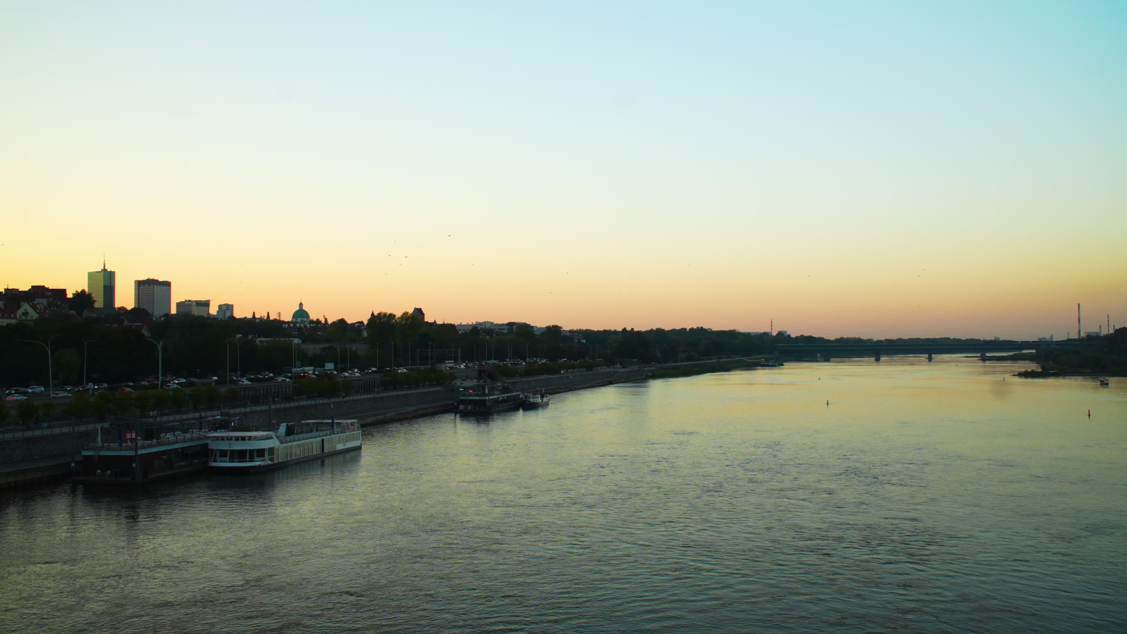Daily life in Warsaw