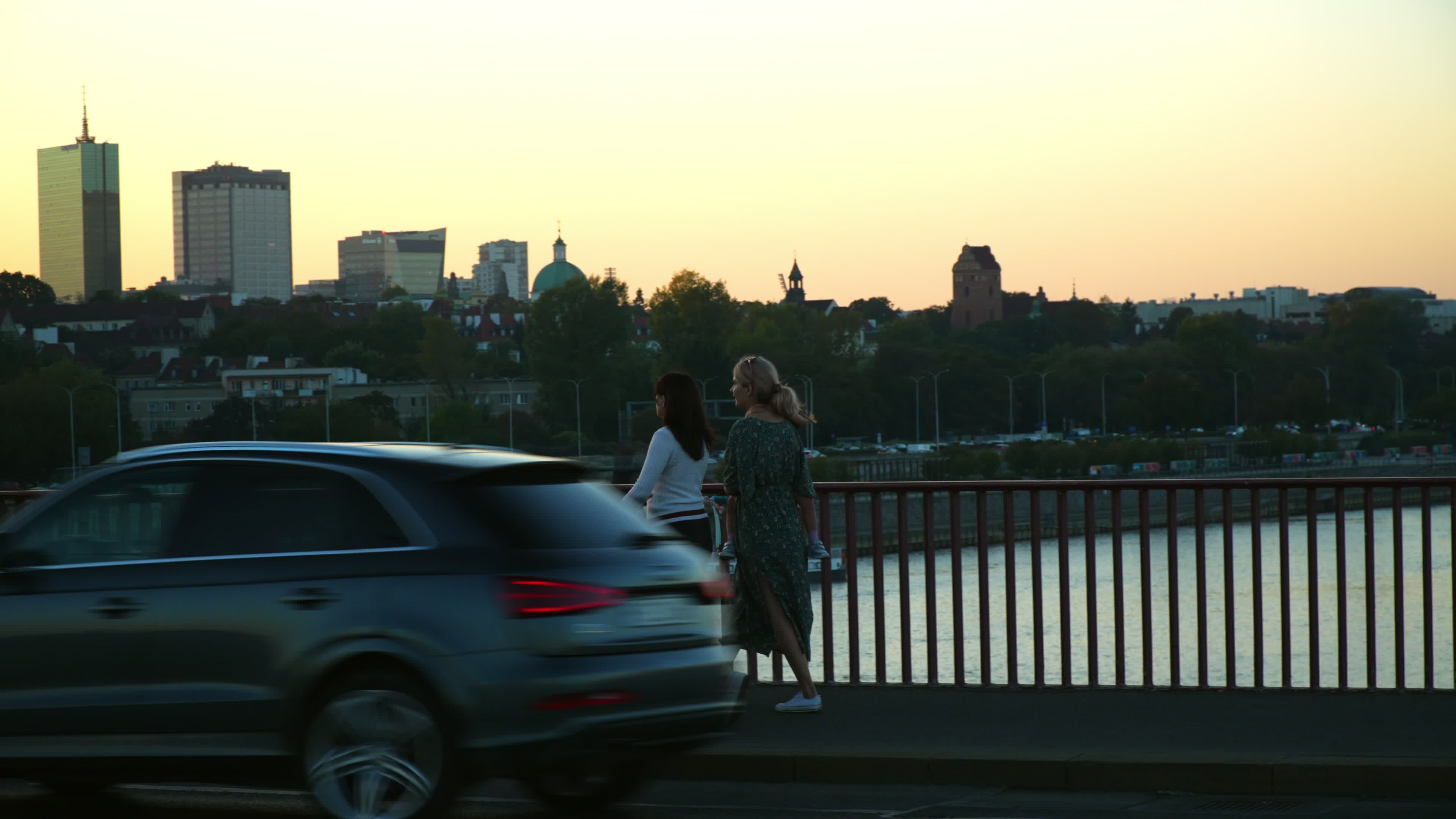 Daily life in Warsaw