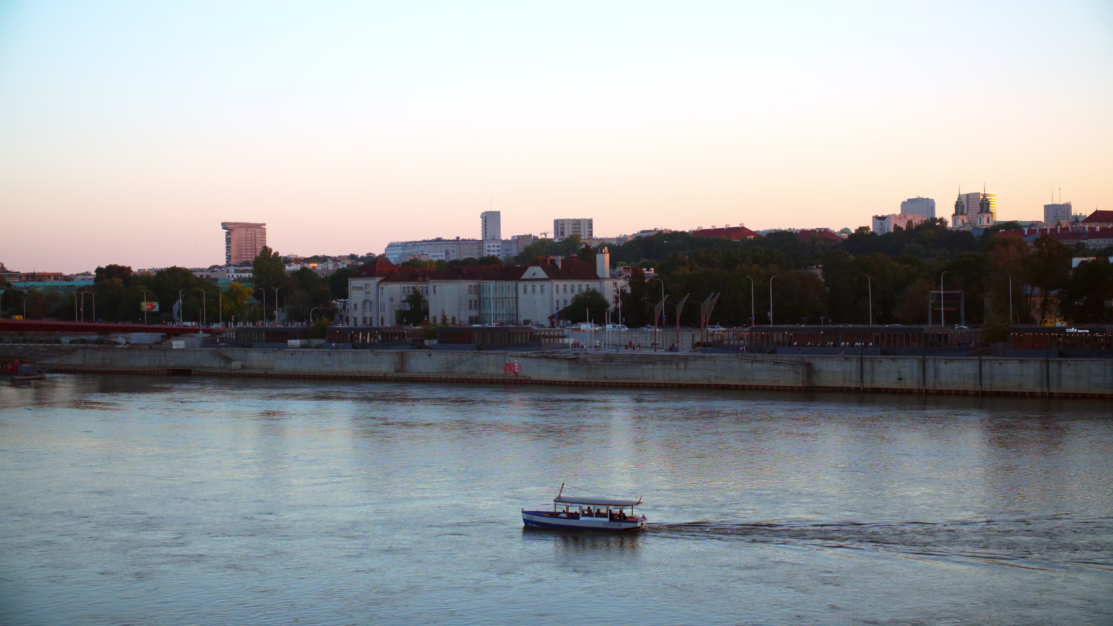Daily life in Warsaw