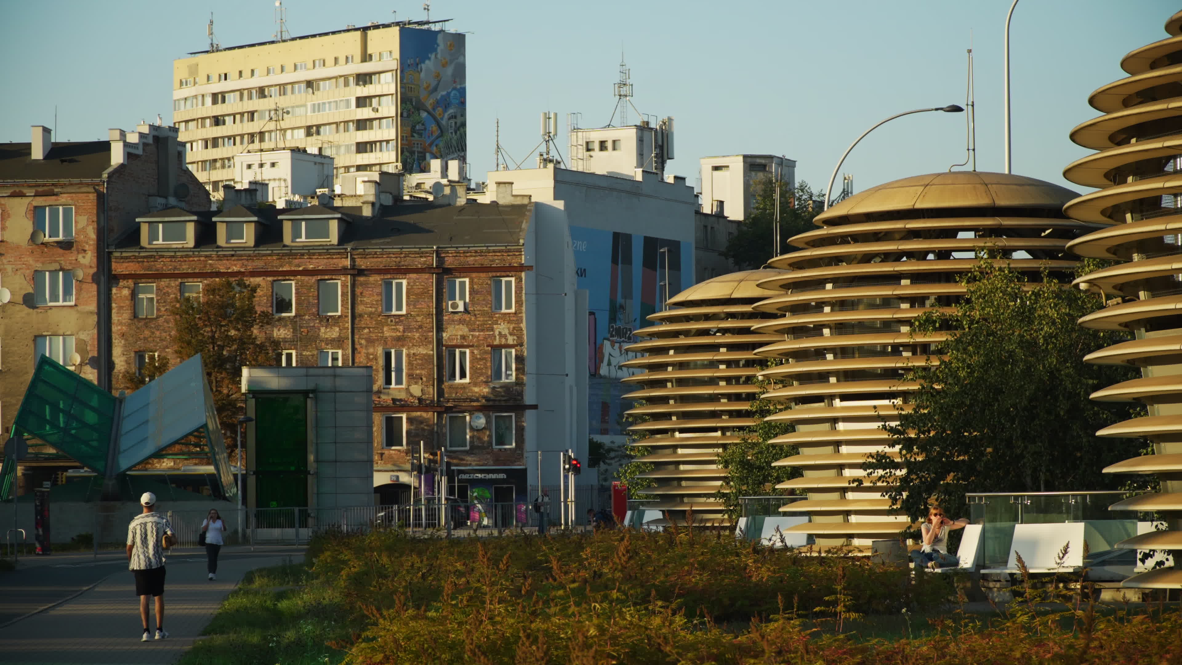 Daily life in Warsaw