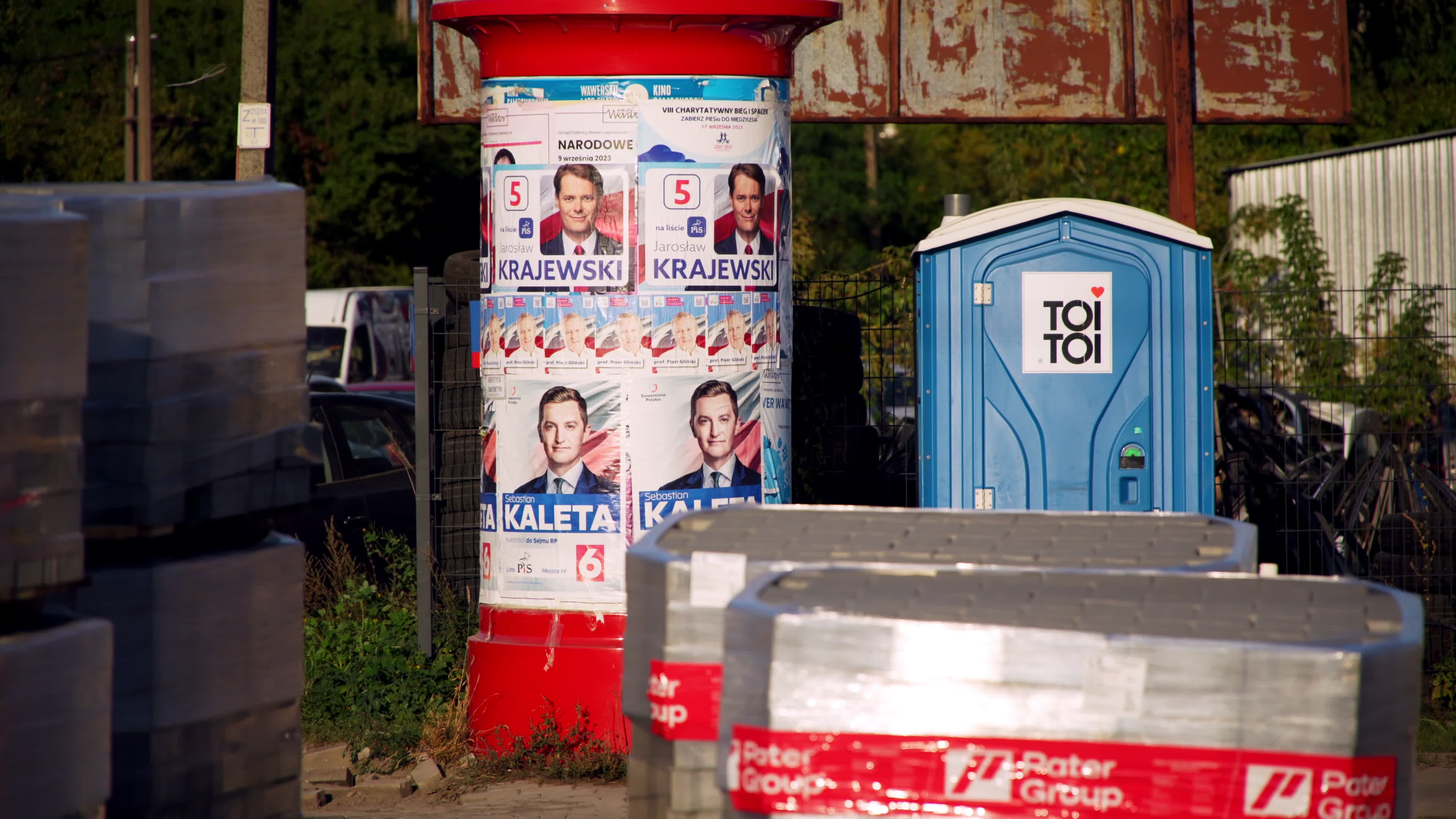 Daily life in Warsaw