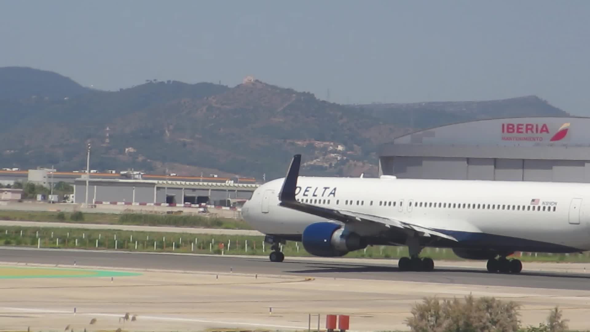 Barcelona El Prat Airport