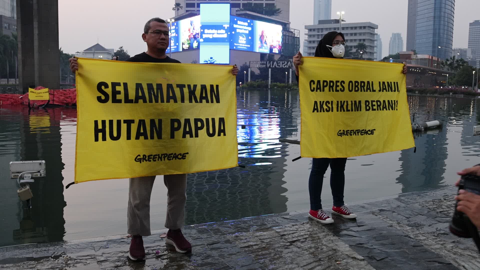 Greenpeace Staged Protest Ahead Of The Registration Of Indonesia Presidential Elections Candidates