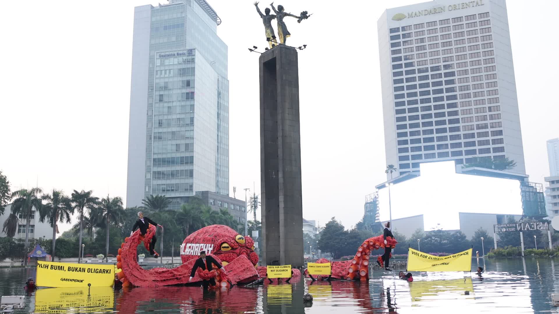 Greenpeace Staged Protest Ahead Of The Registration Of Indonesia Presidential Elections Candidates