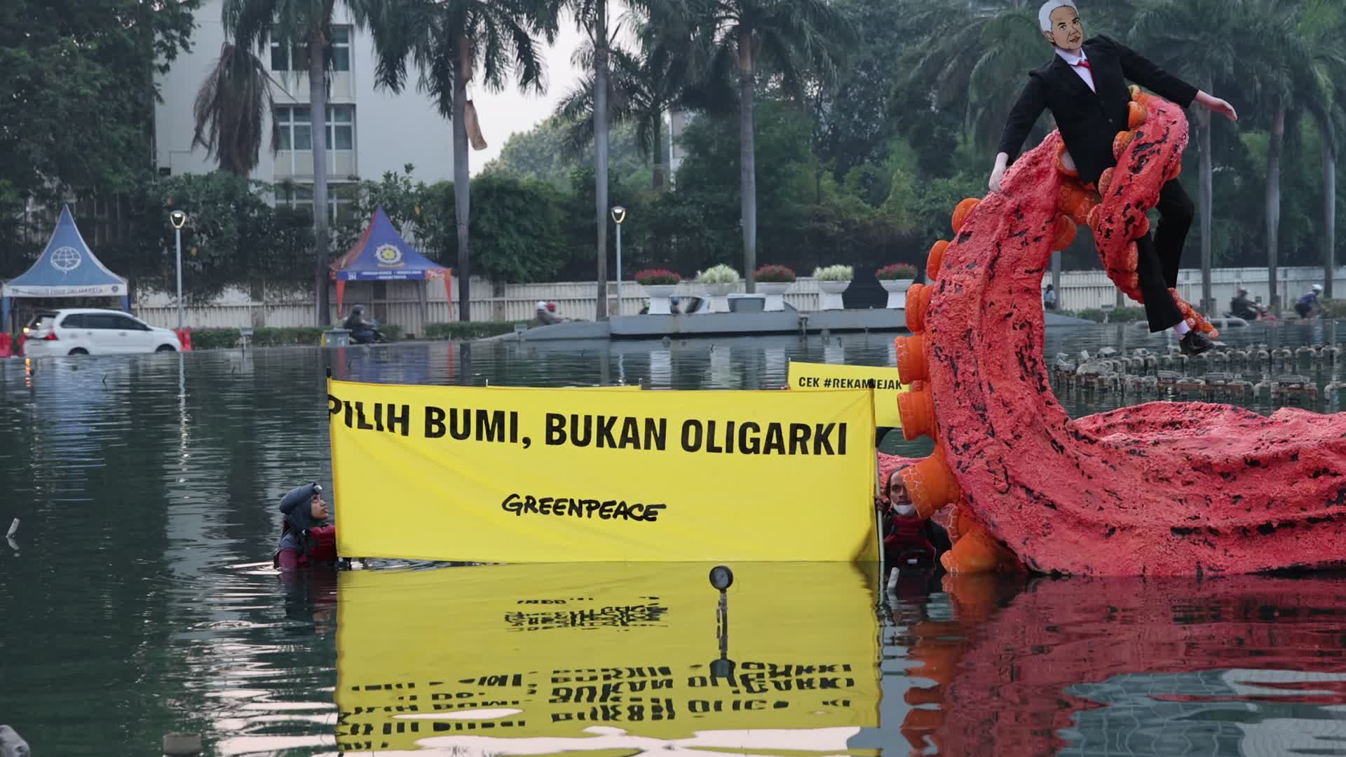 Greenpeace Staged Protest Ahead Of The Registration Of Indonesia Presidential Elections Candidates